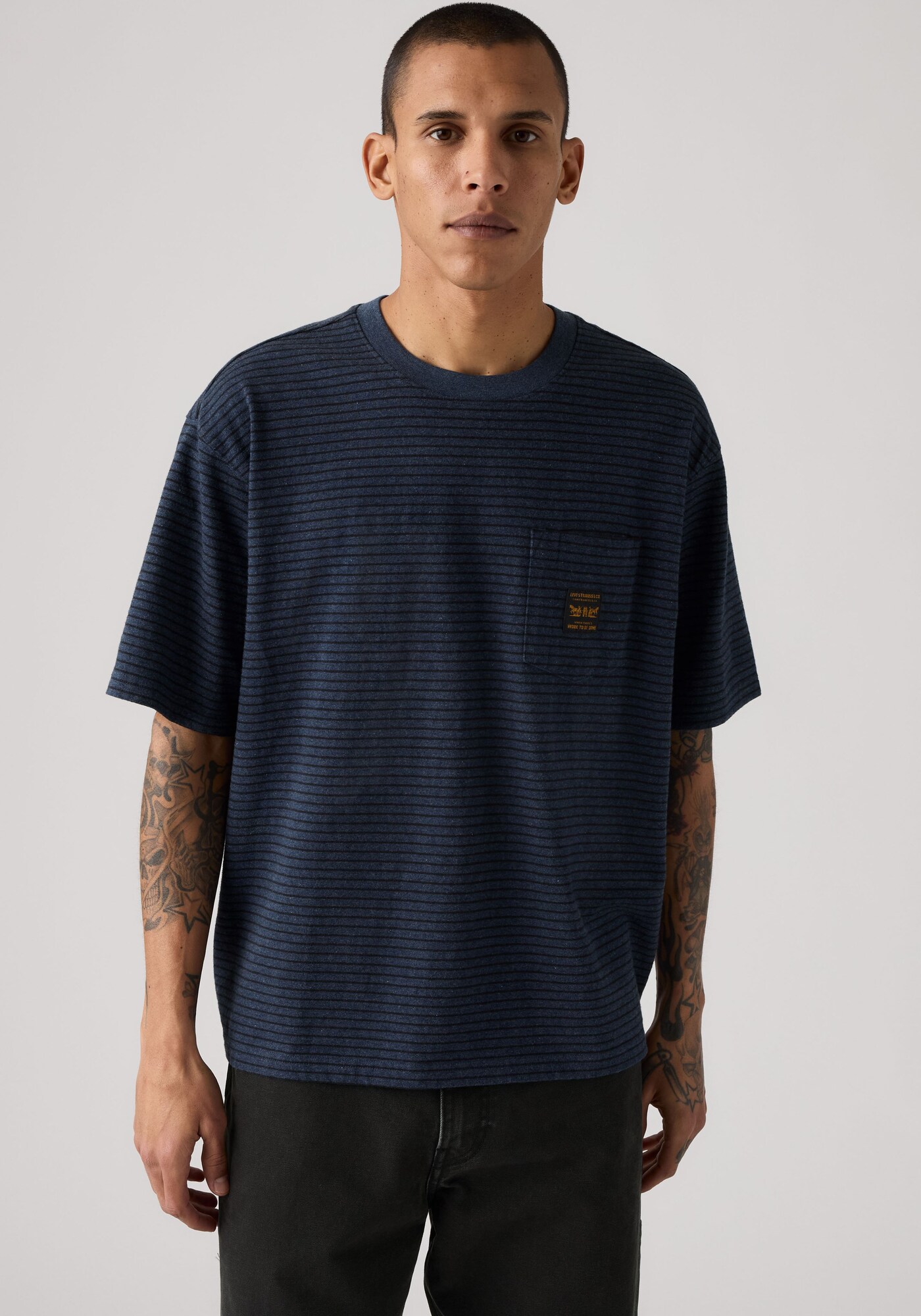 LEVI'S ® Camiseta 'WORKWEAR'  zafiro / negro – imagen 3
