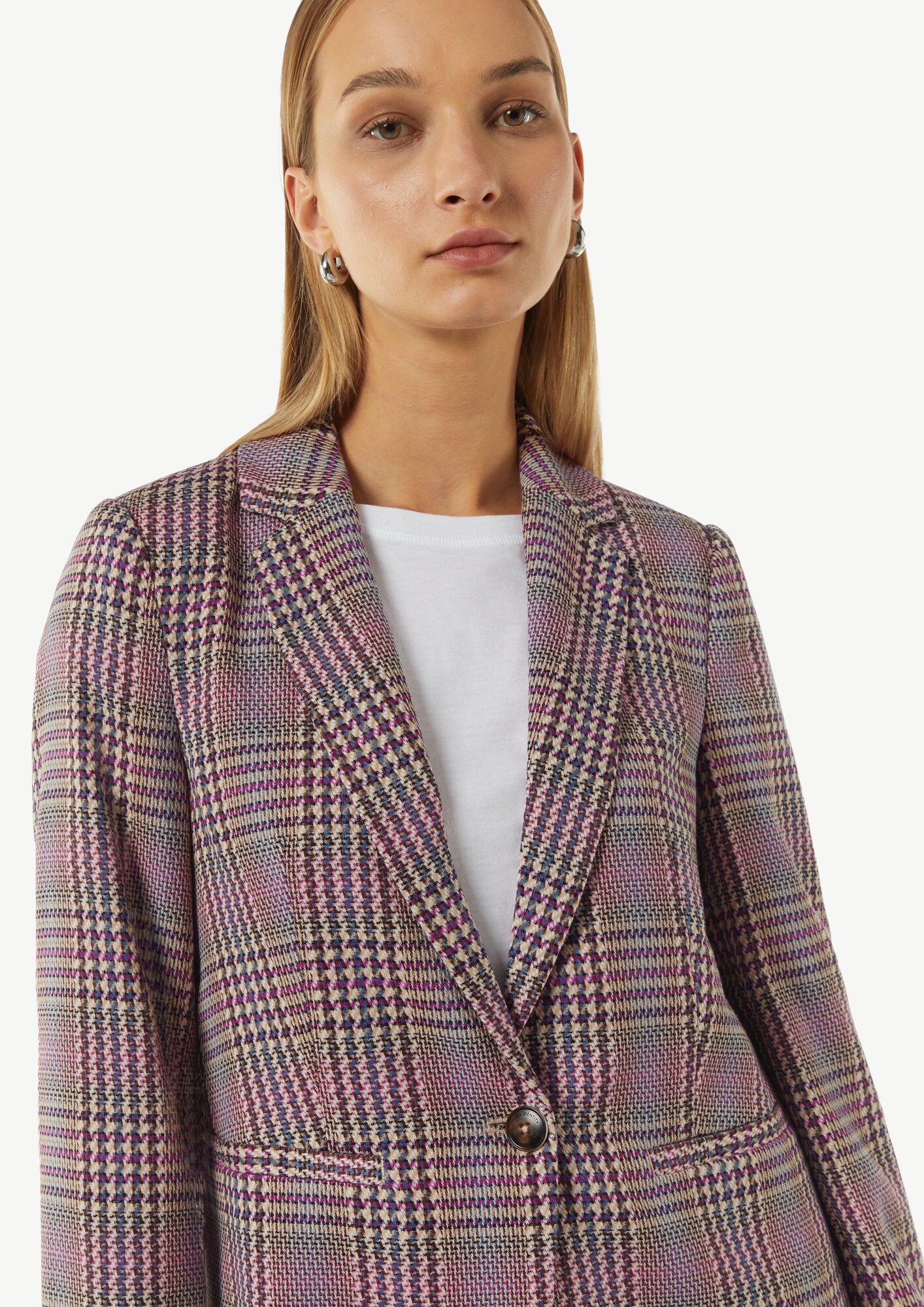 Thumbnail - Blazer