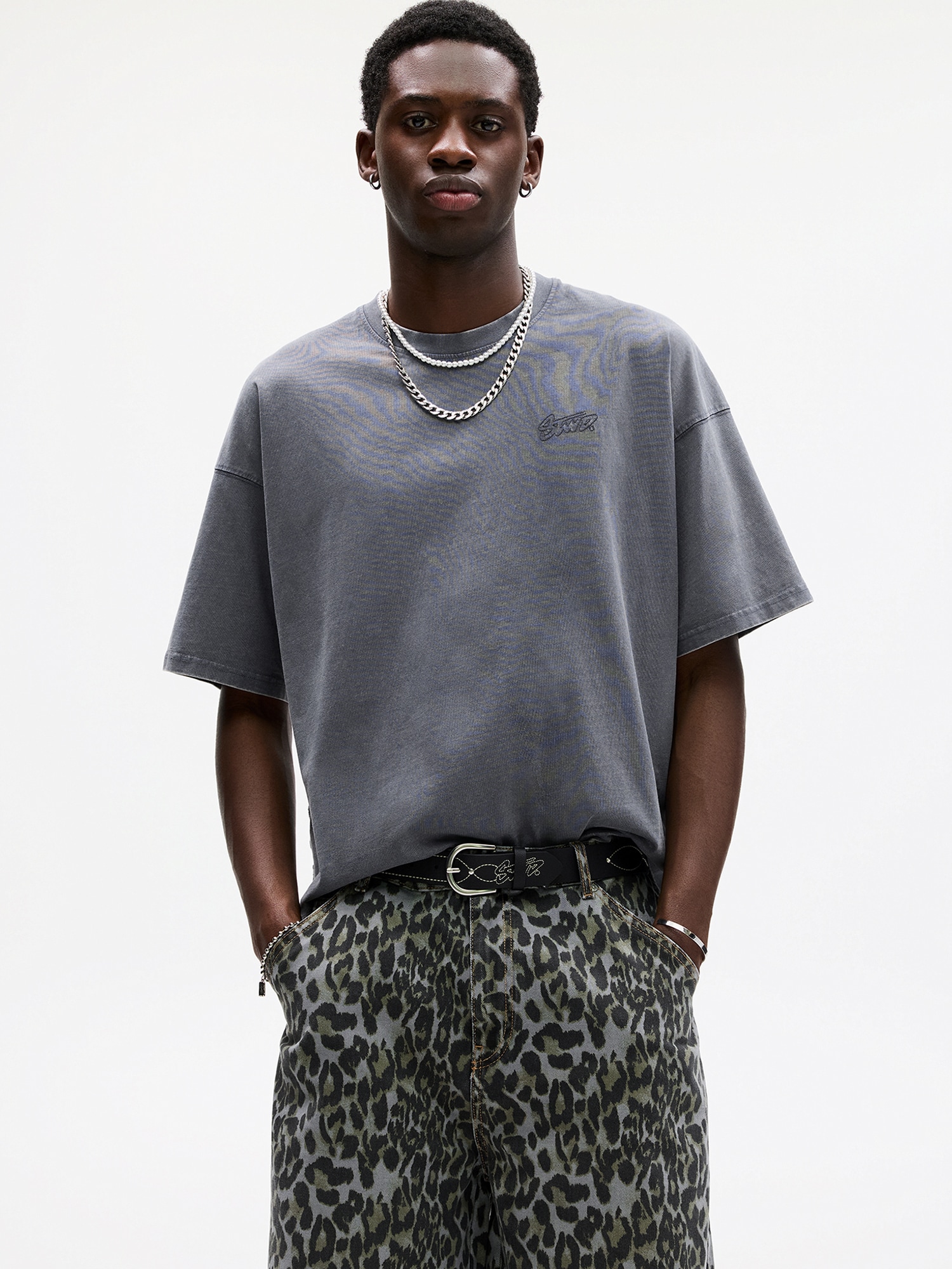 Pull&Bear Póló bazaltszürke termék 2. képe