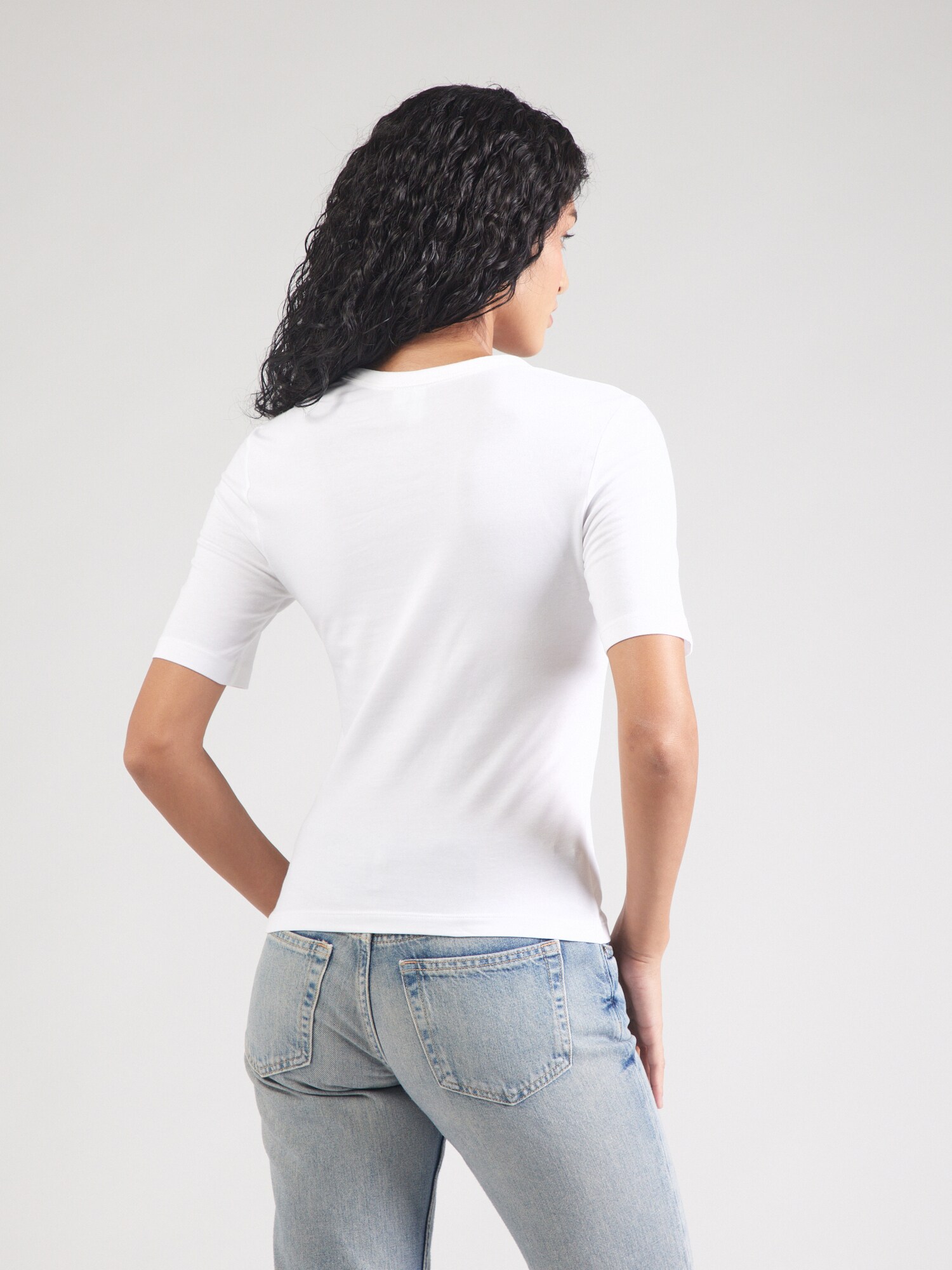 Thumbnail - T-Shirt