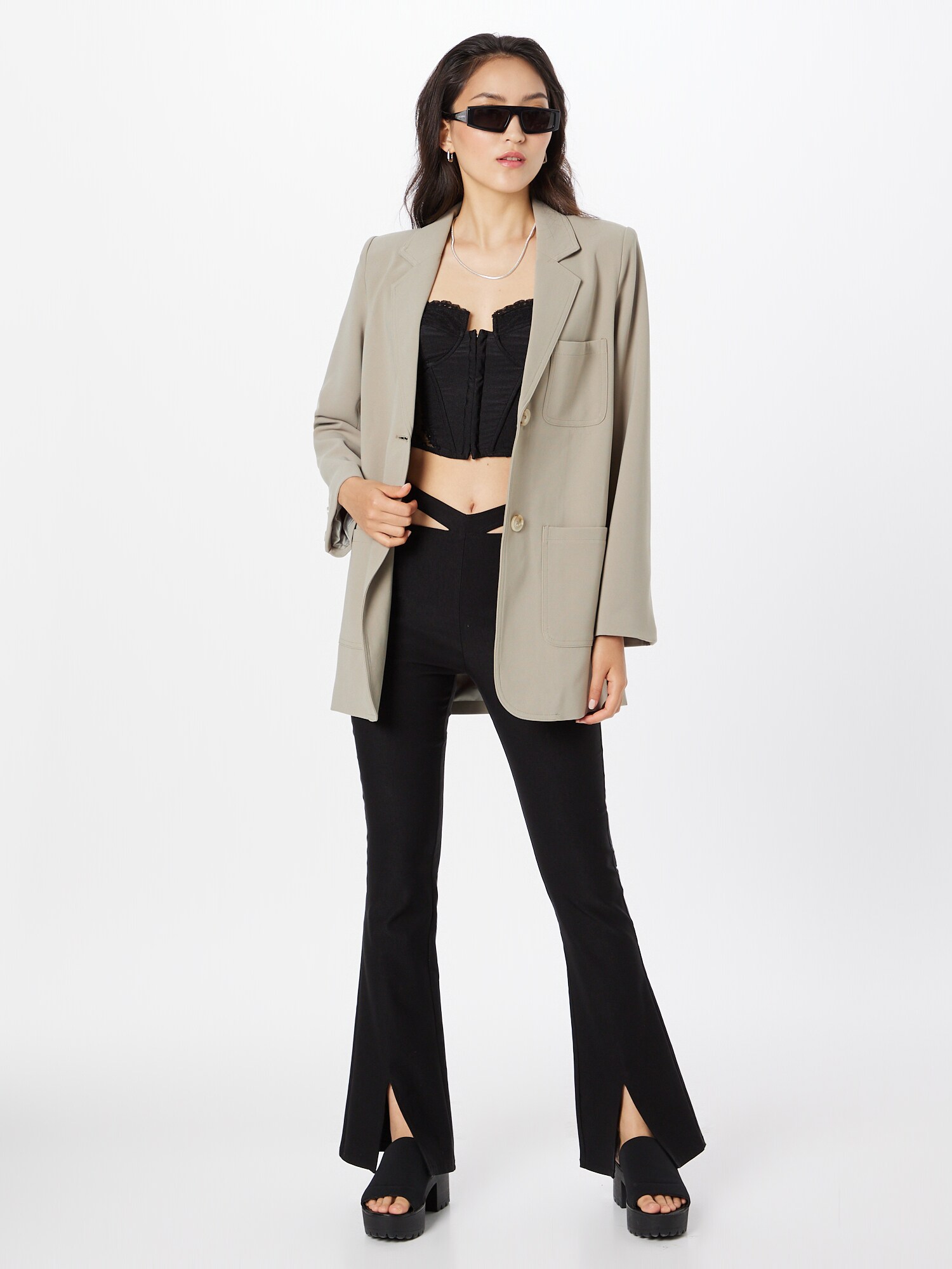 Thumbnail - Blazer
