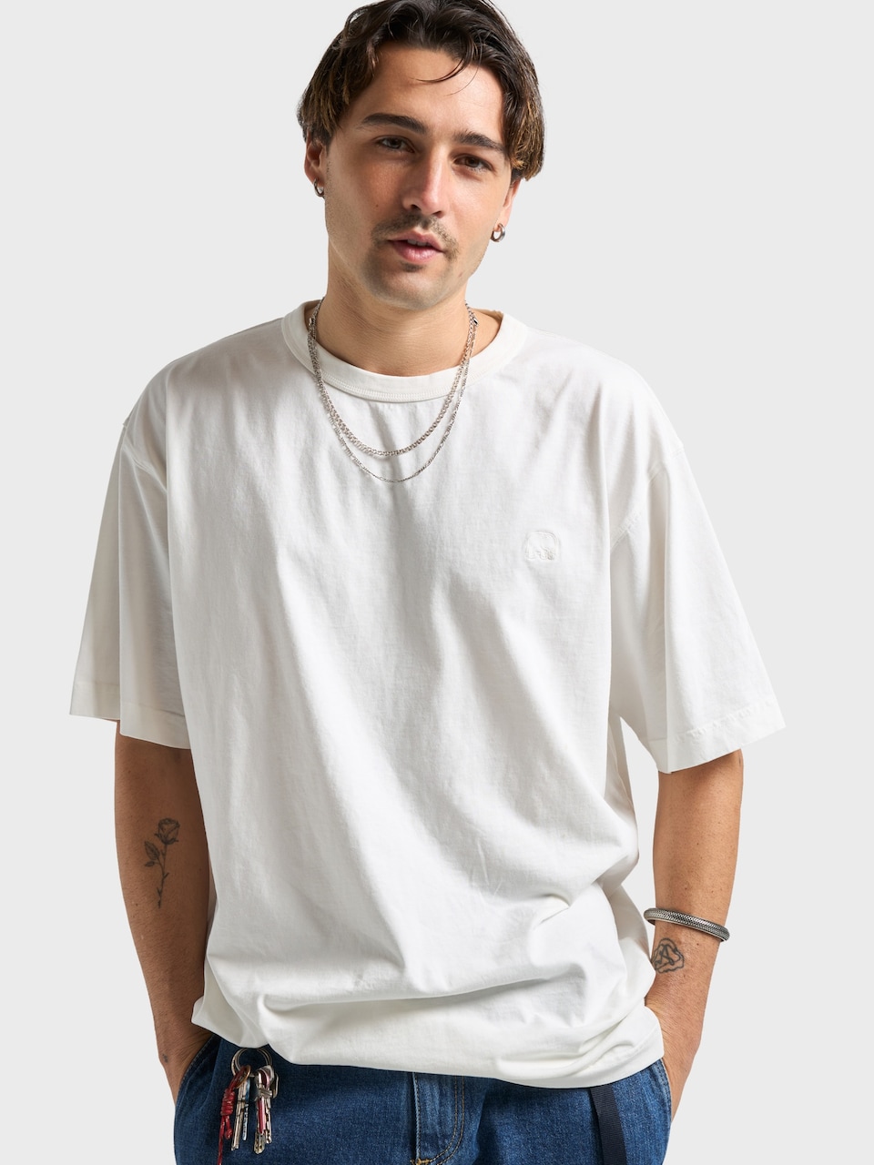 T-shirt ' ESSENTIAL '