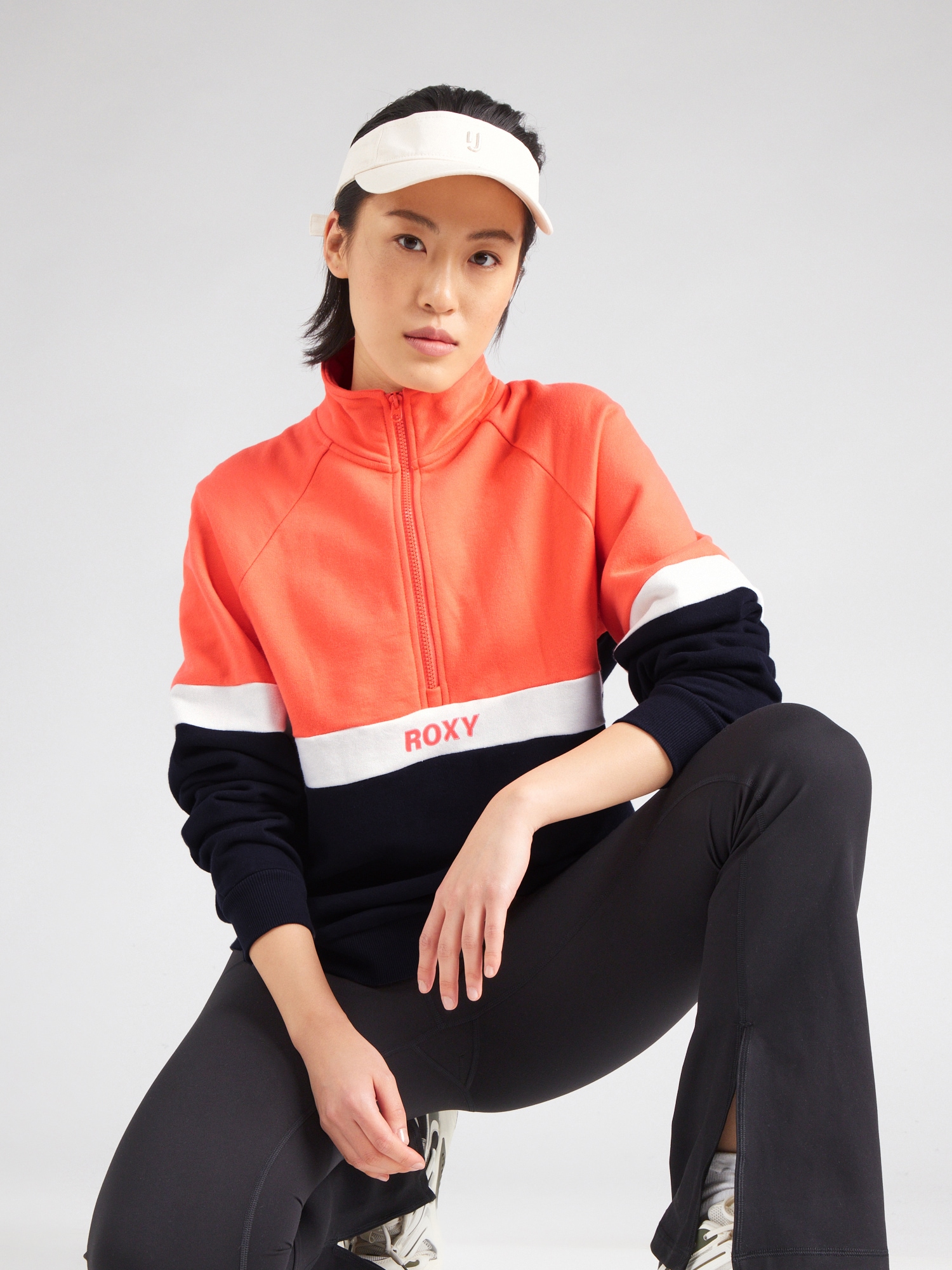 ROXY Sport szabadidős felsők 'ESS NRJ'  korál / fekete / fehér termék 2. képe