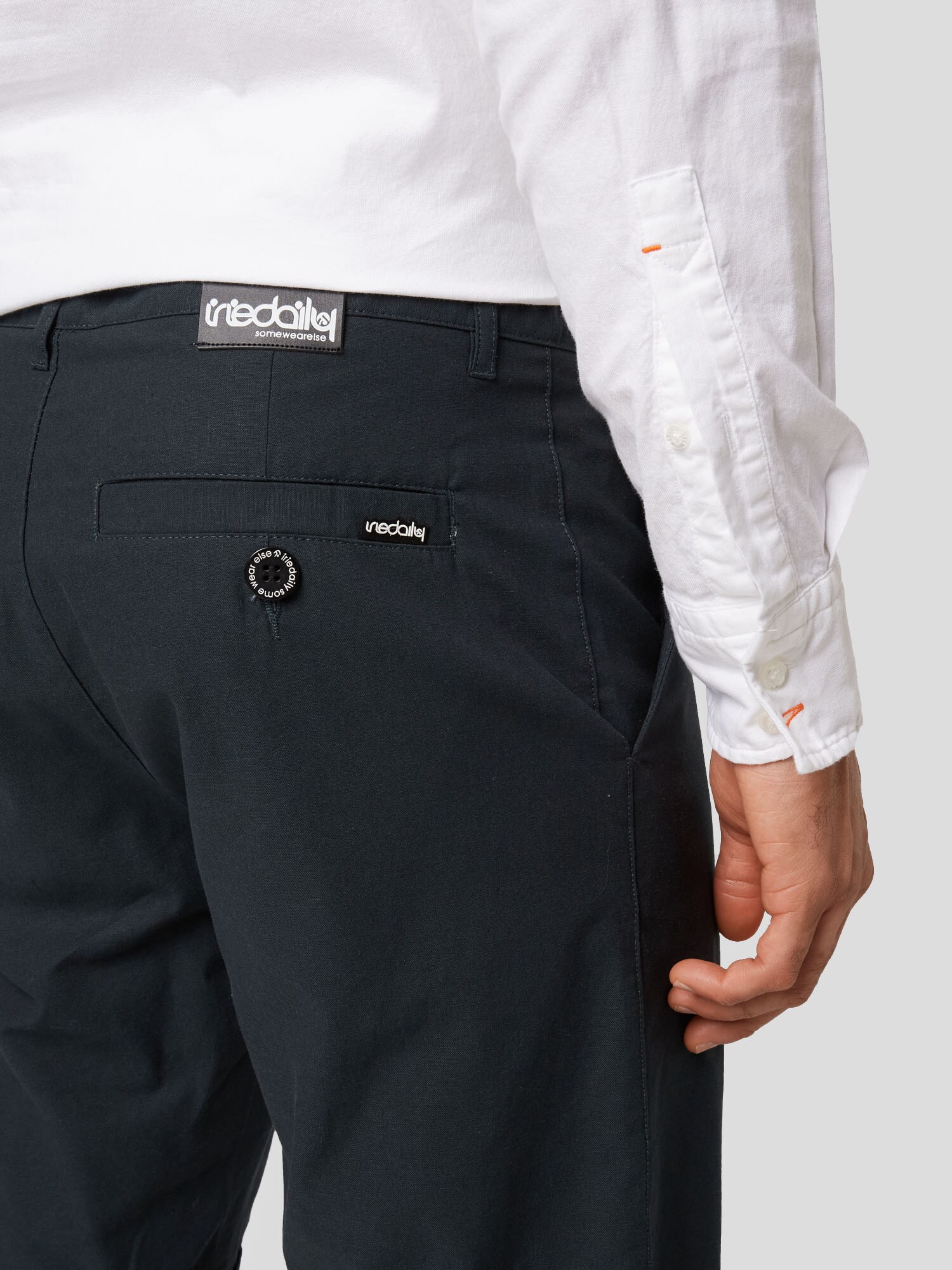 Iriedaily Chino nohavice 'Golfer Chambray' námornícka modrá (obrázok 5)