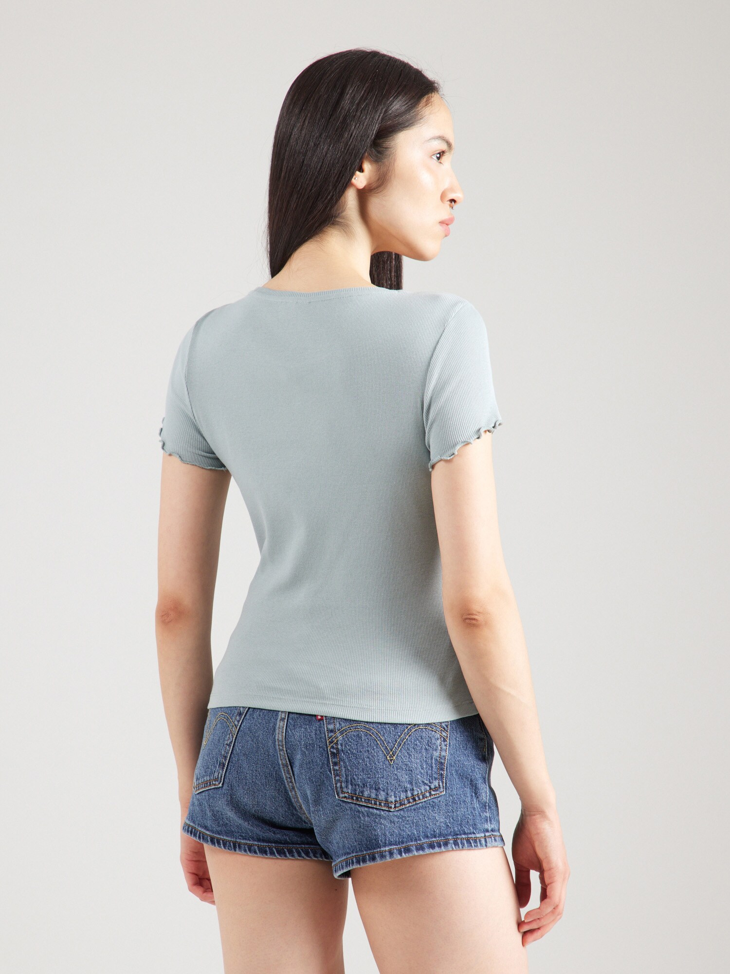 Thumbnail - T-Shirt