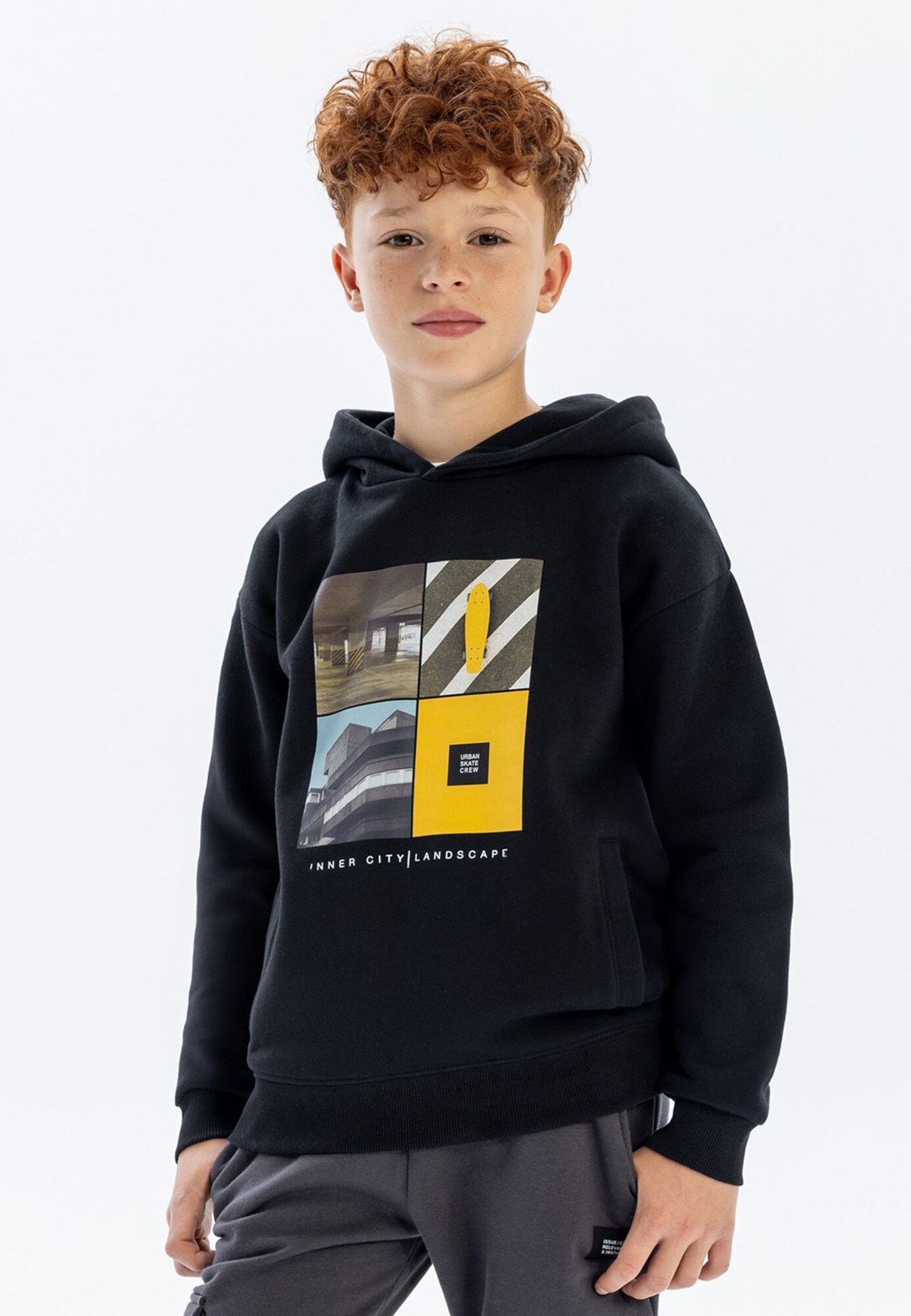 Thumbnail - MINOTI Sweatshirt