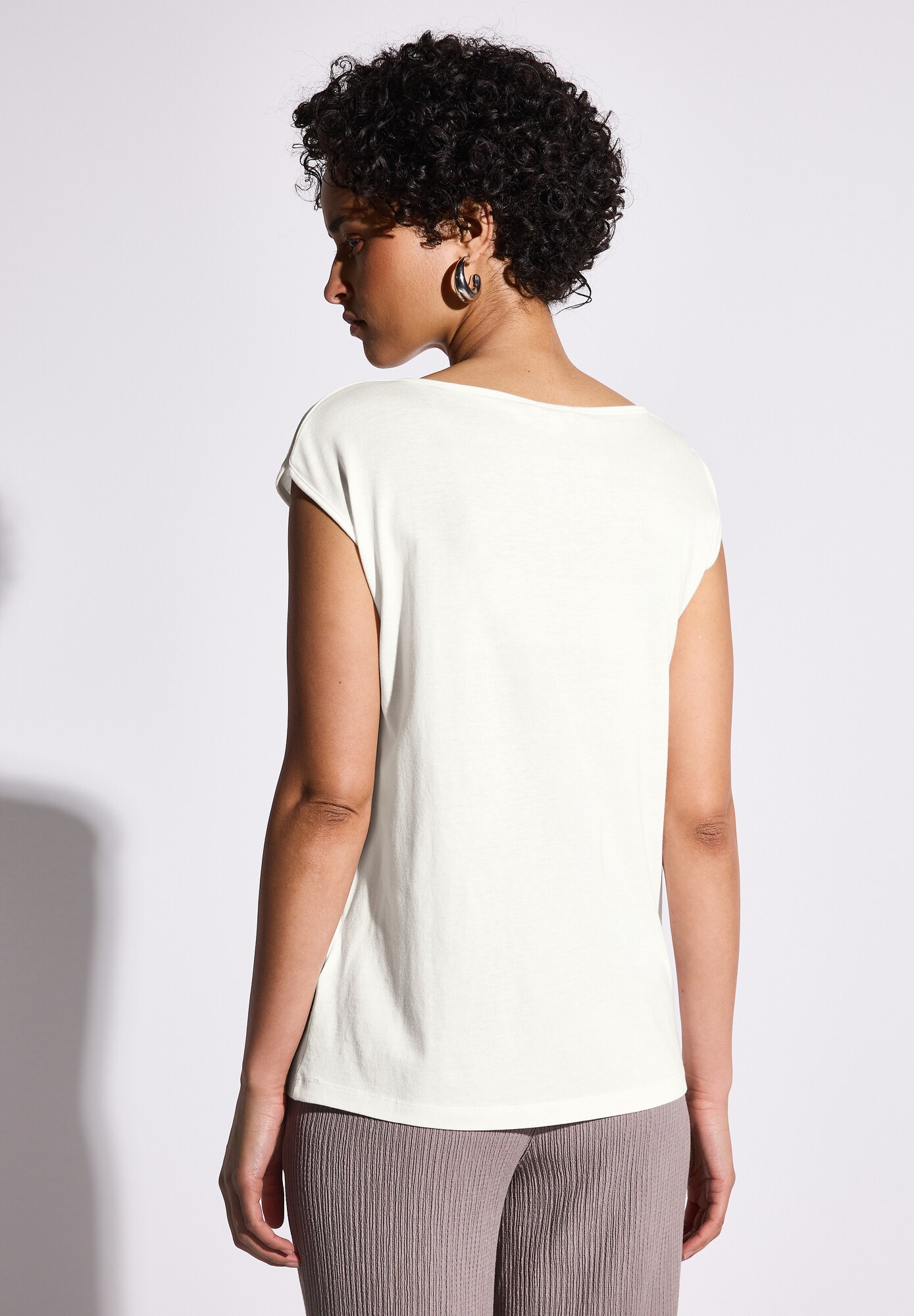Thumbnail - Shirt