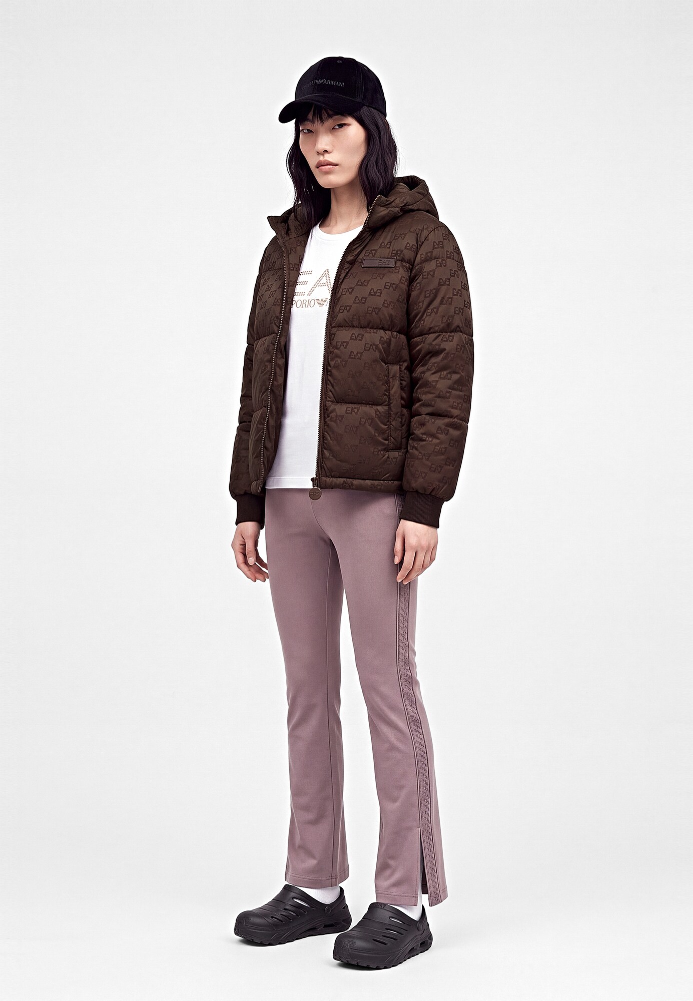 EA7 Emporio Armani Chaqueta de invierno  marrón – imagen 4