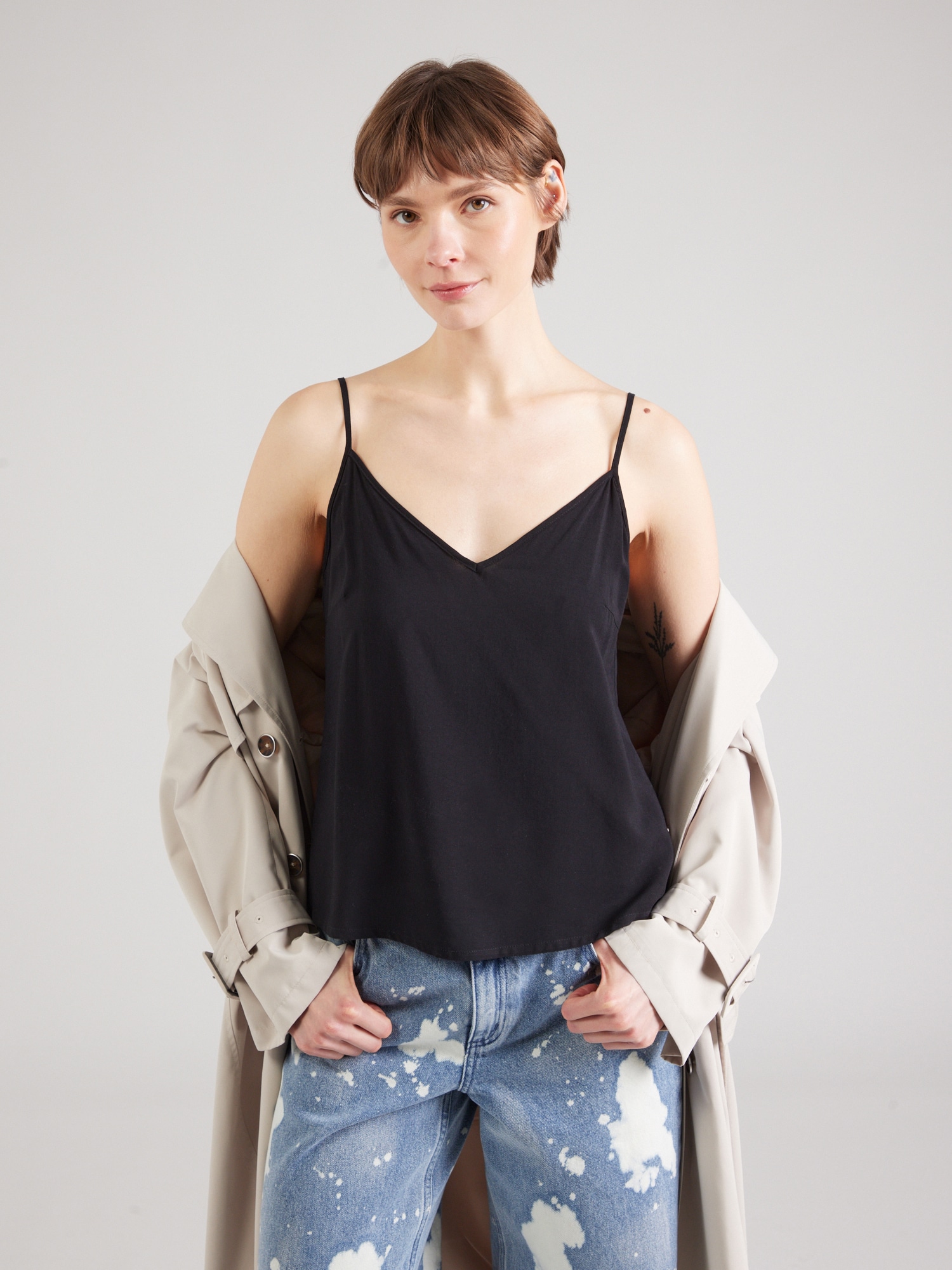VERO MODA Top 'EASY JOY' fekete termék 2. képe