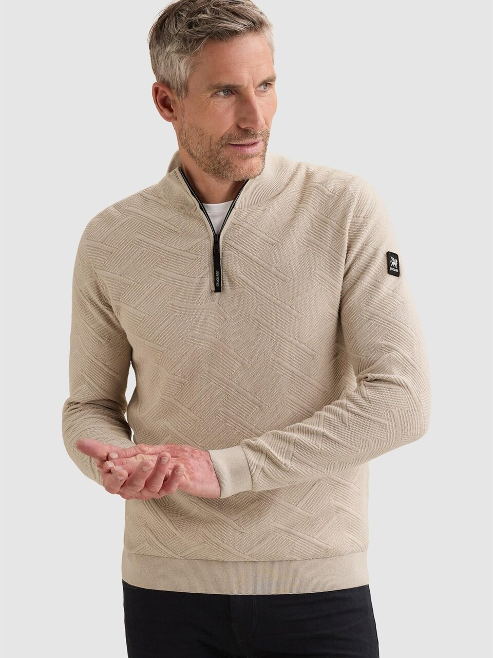 Tröja 'Pullover with half-zip and allover texture'