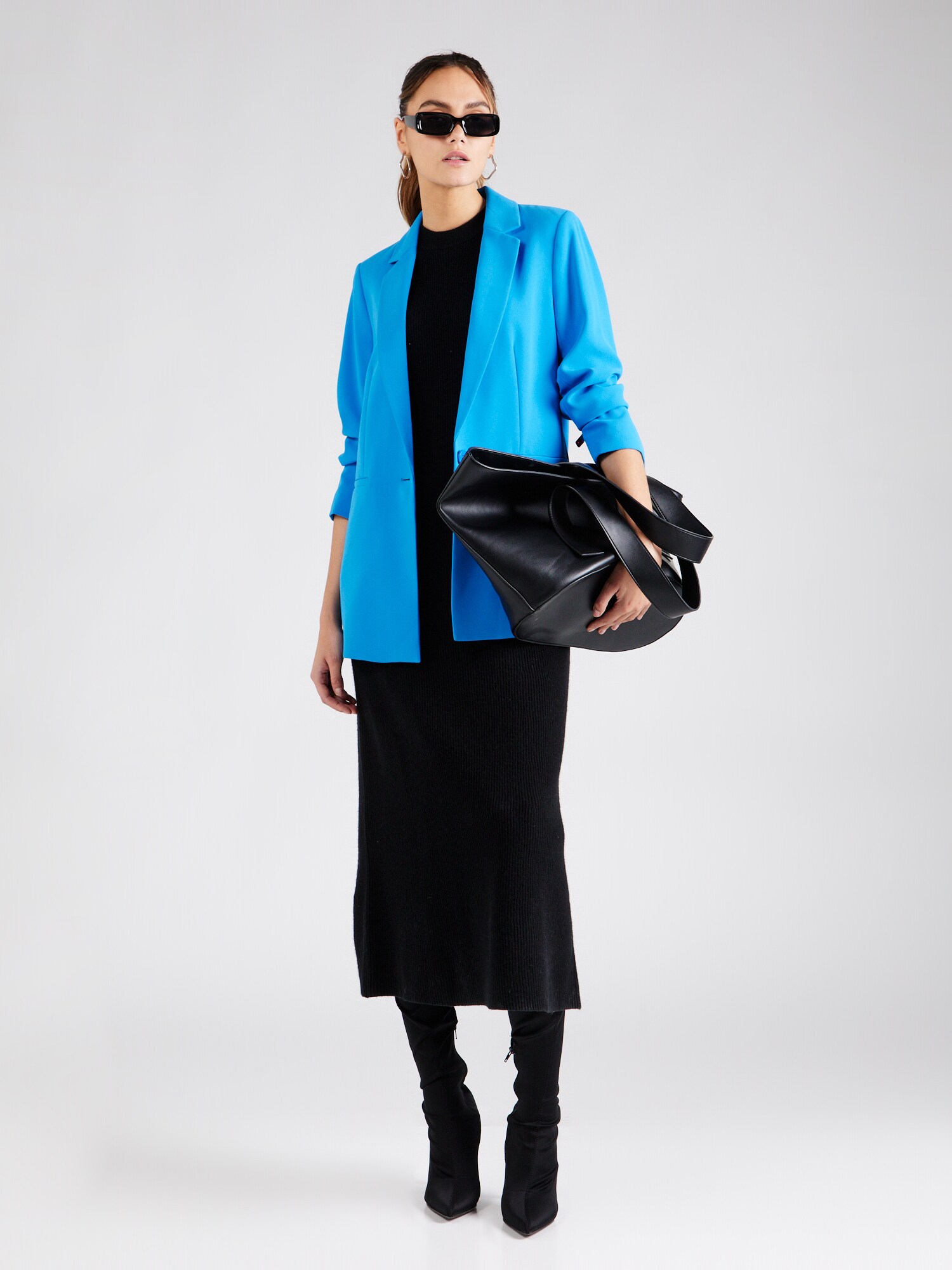 Thumbnail - Blazer