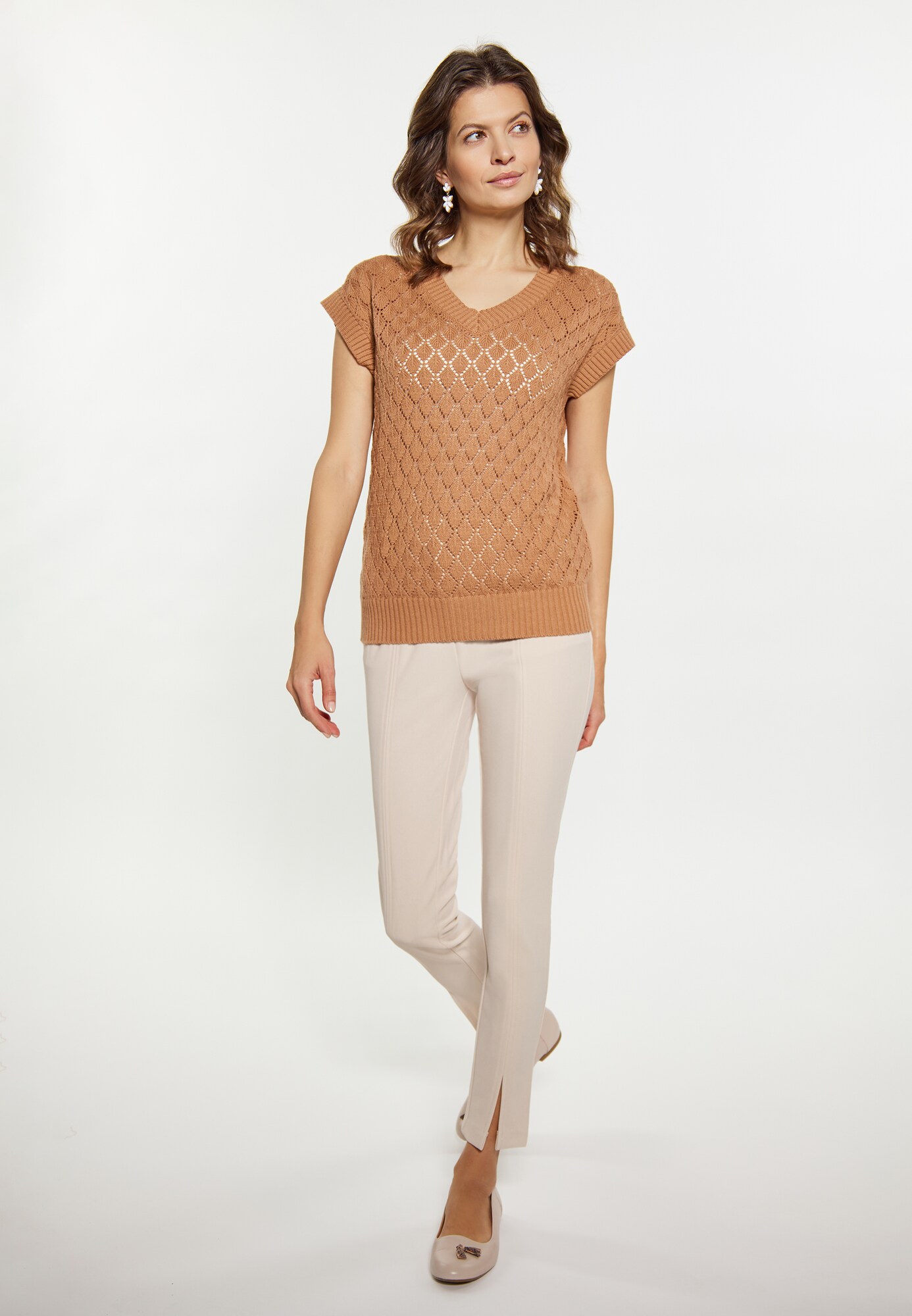 Thumbnail - Usha Pullover
