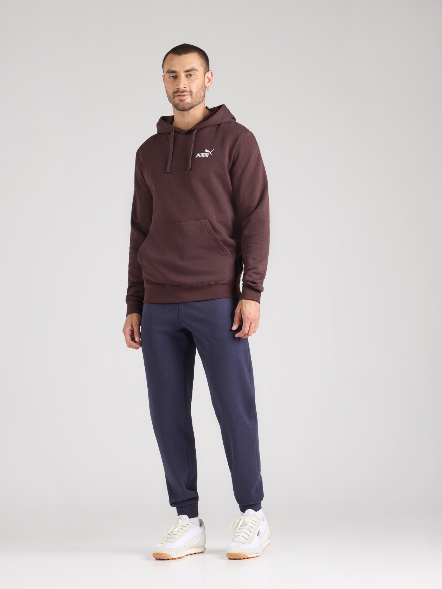 PUMA Camiseta deportiva  chocolate – imagen 4