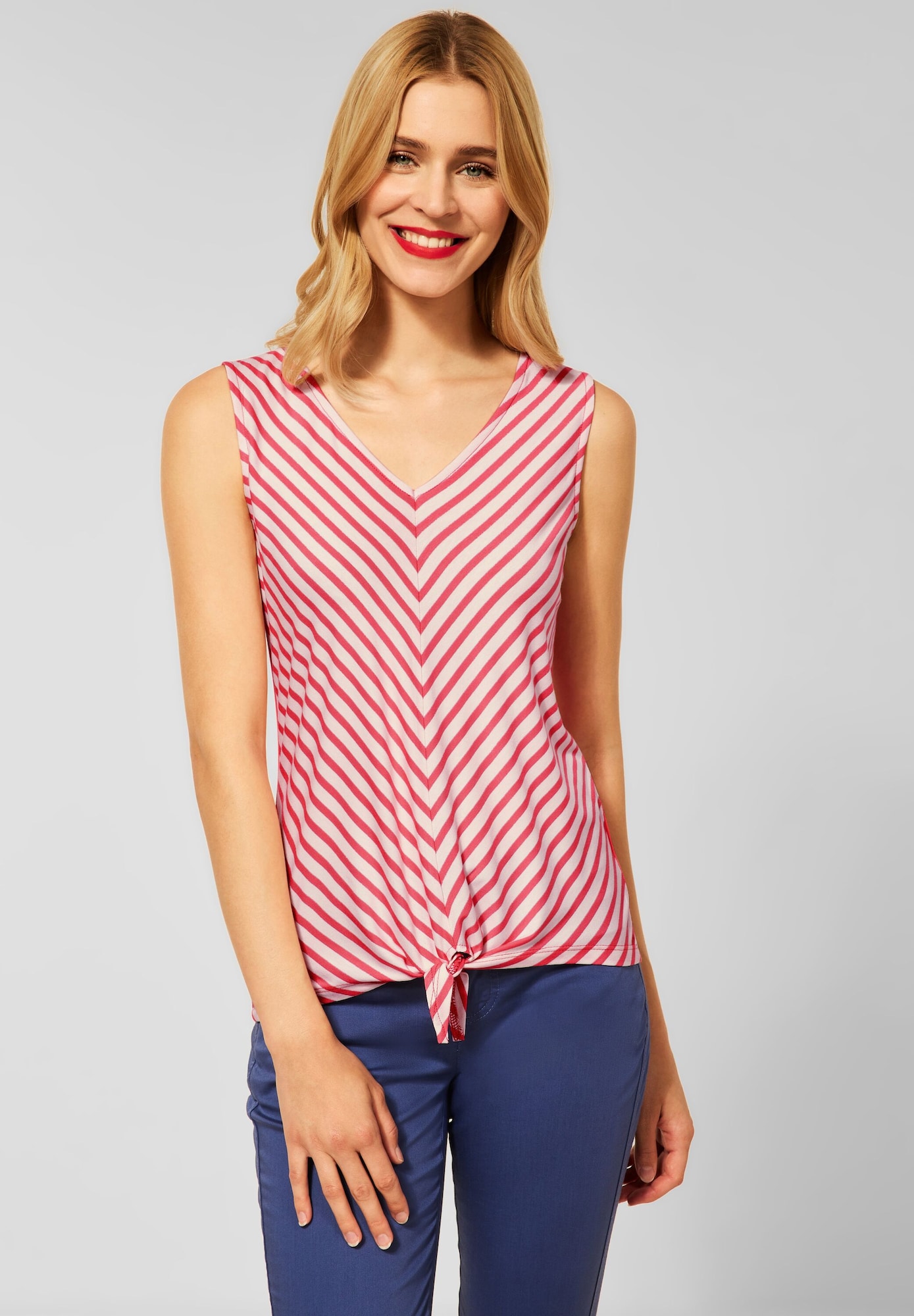 Thumbnail - STREET ONE Top