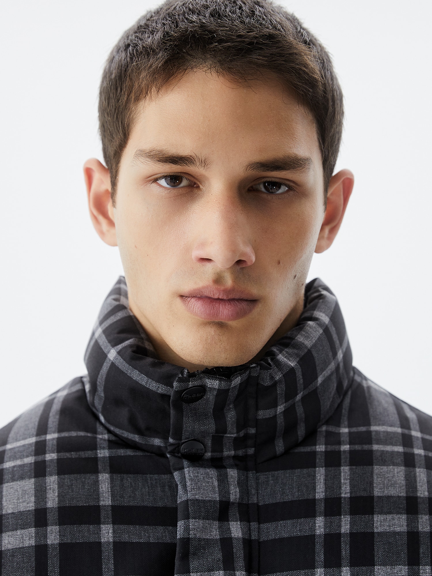 Pull&Bear Átmeneti dzseki  szürke / fekete termék 2. képe