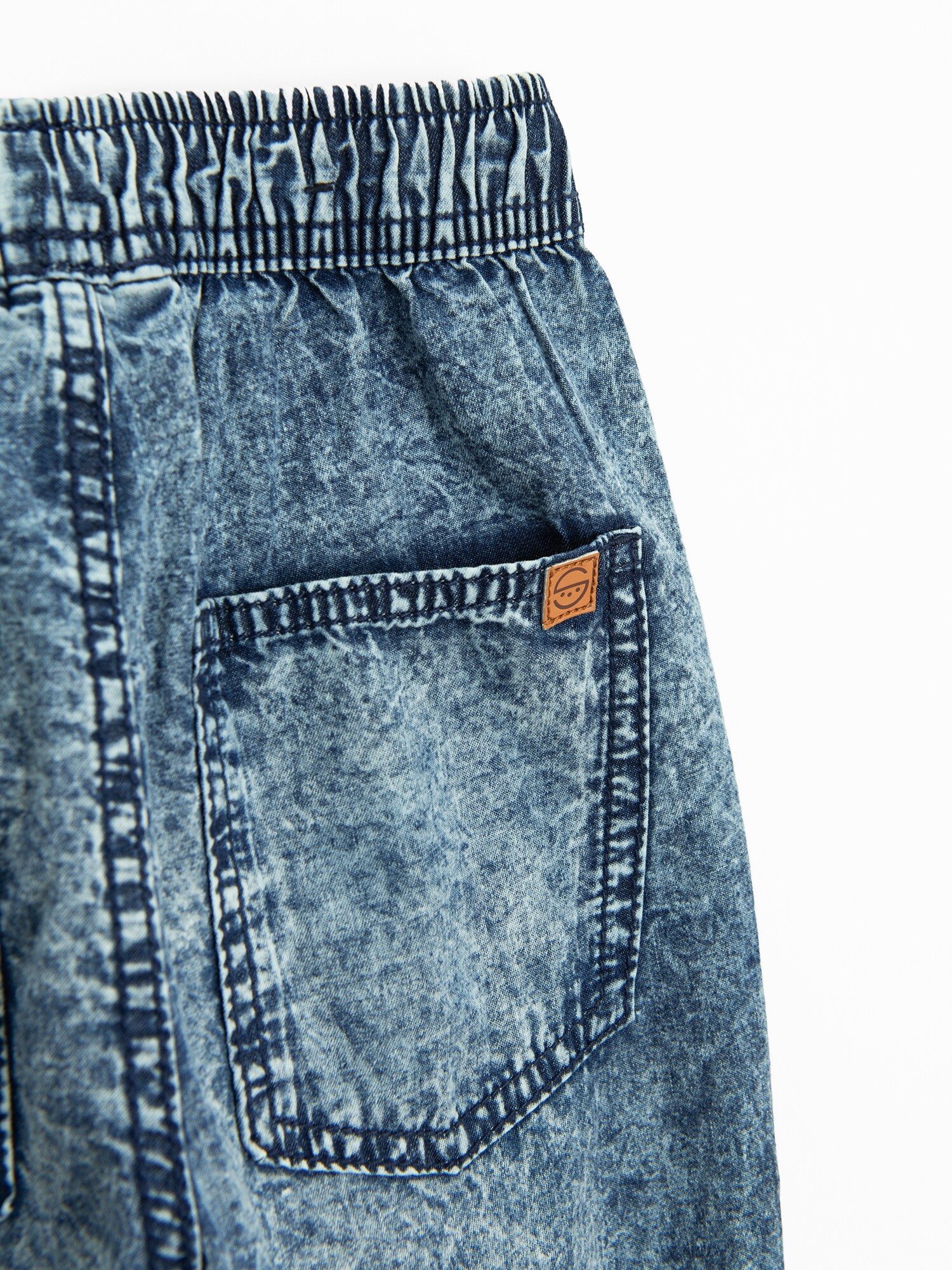 Thumbnail - Jeans