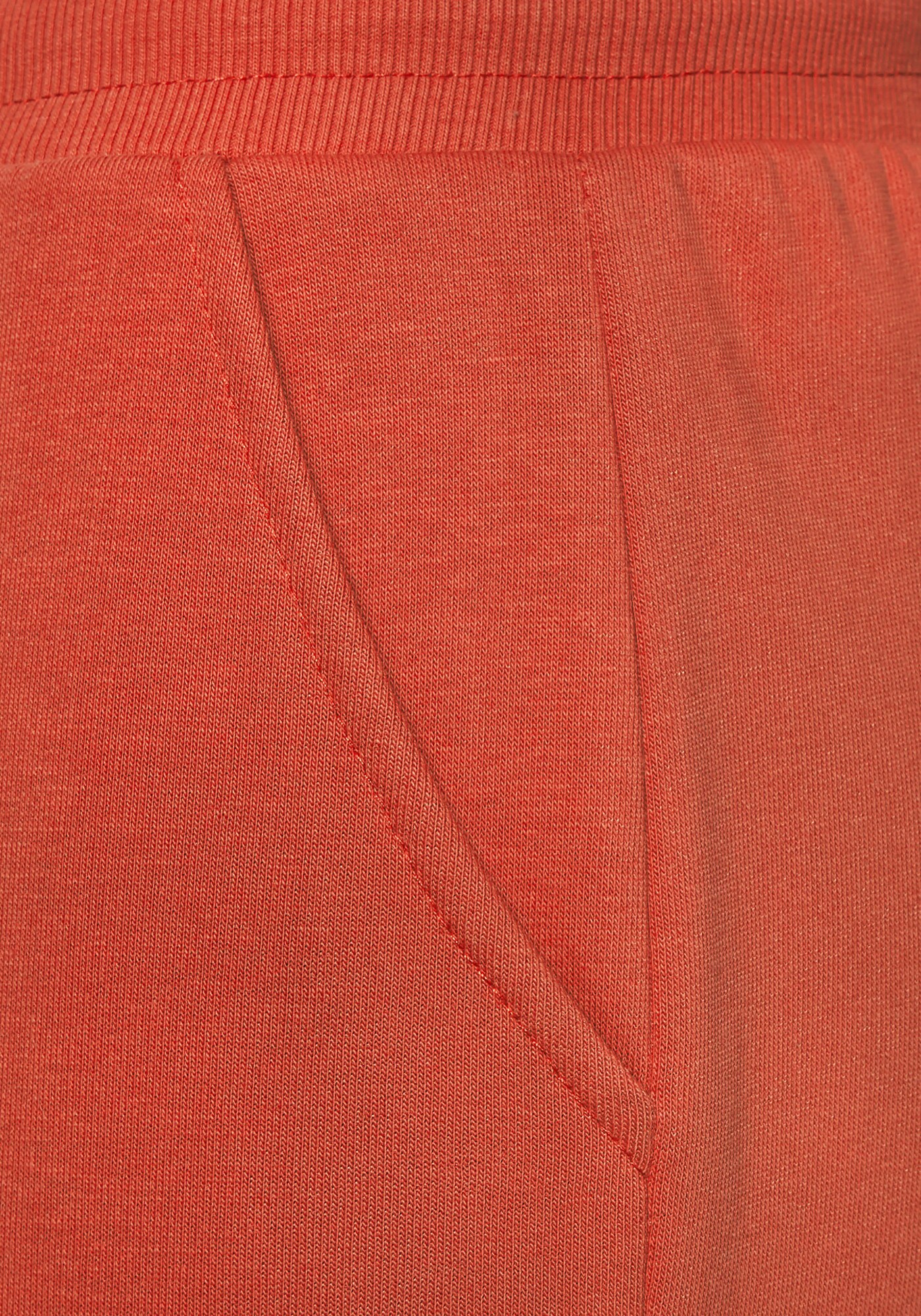 Thumbnail - Hose