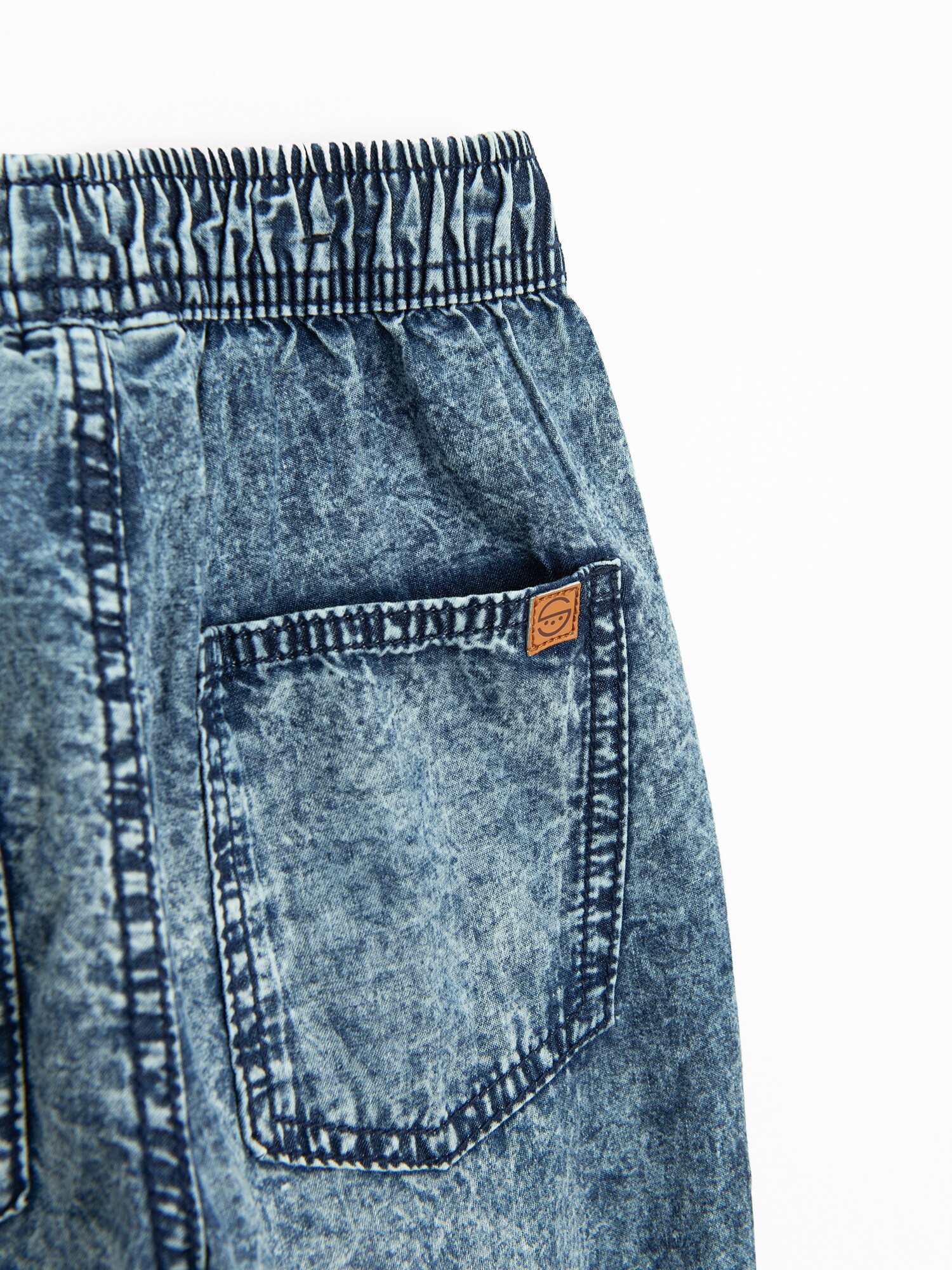 Thumbnail - Jeans