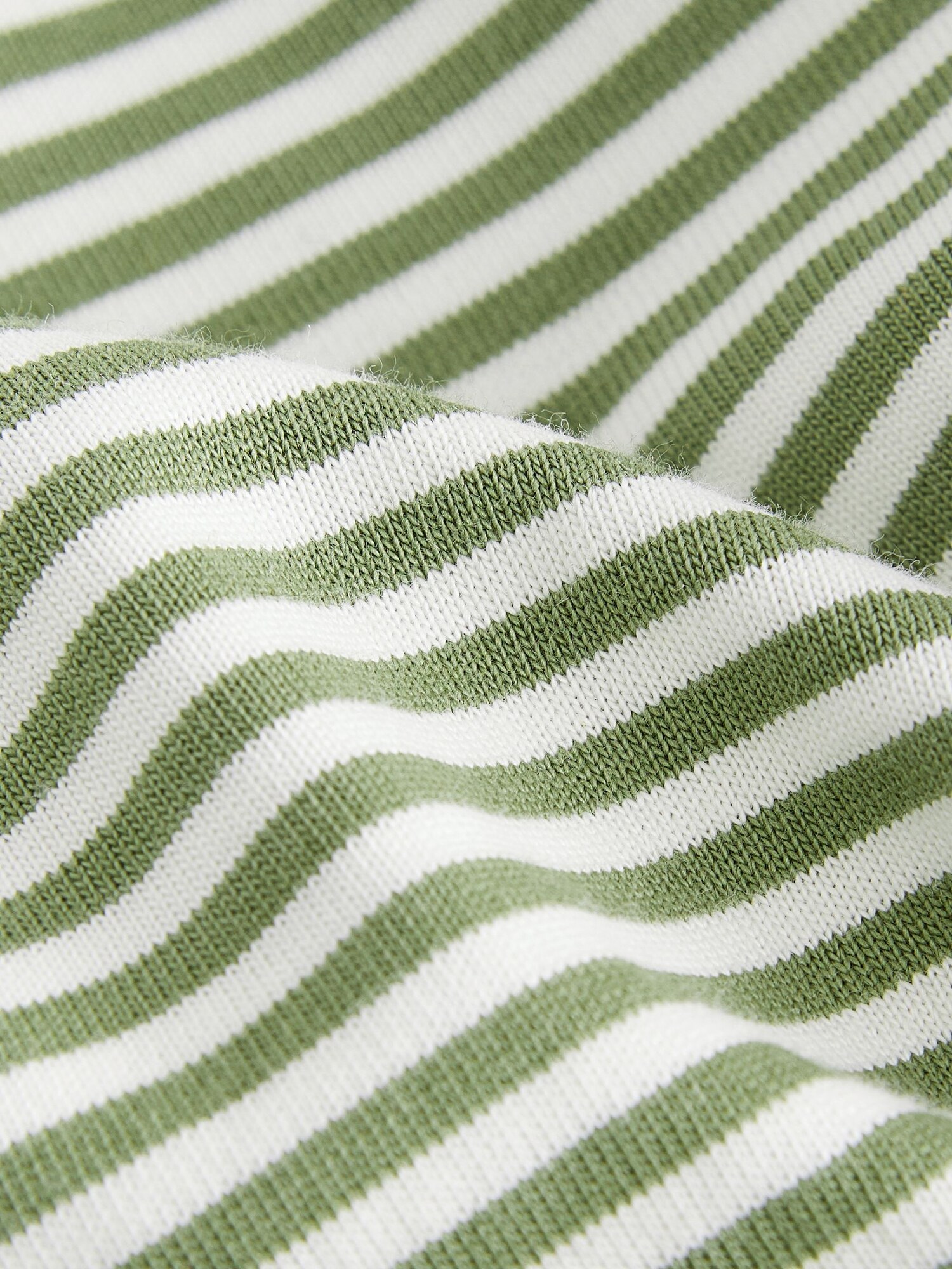 Thumbnail - Shirt