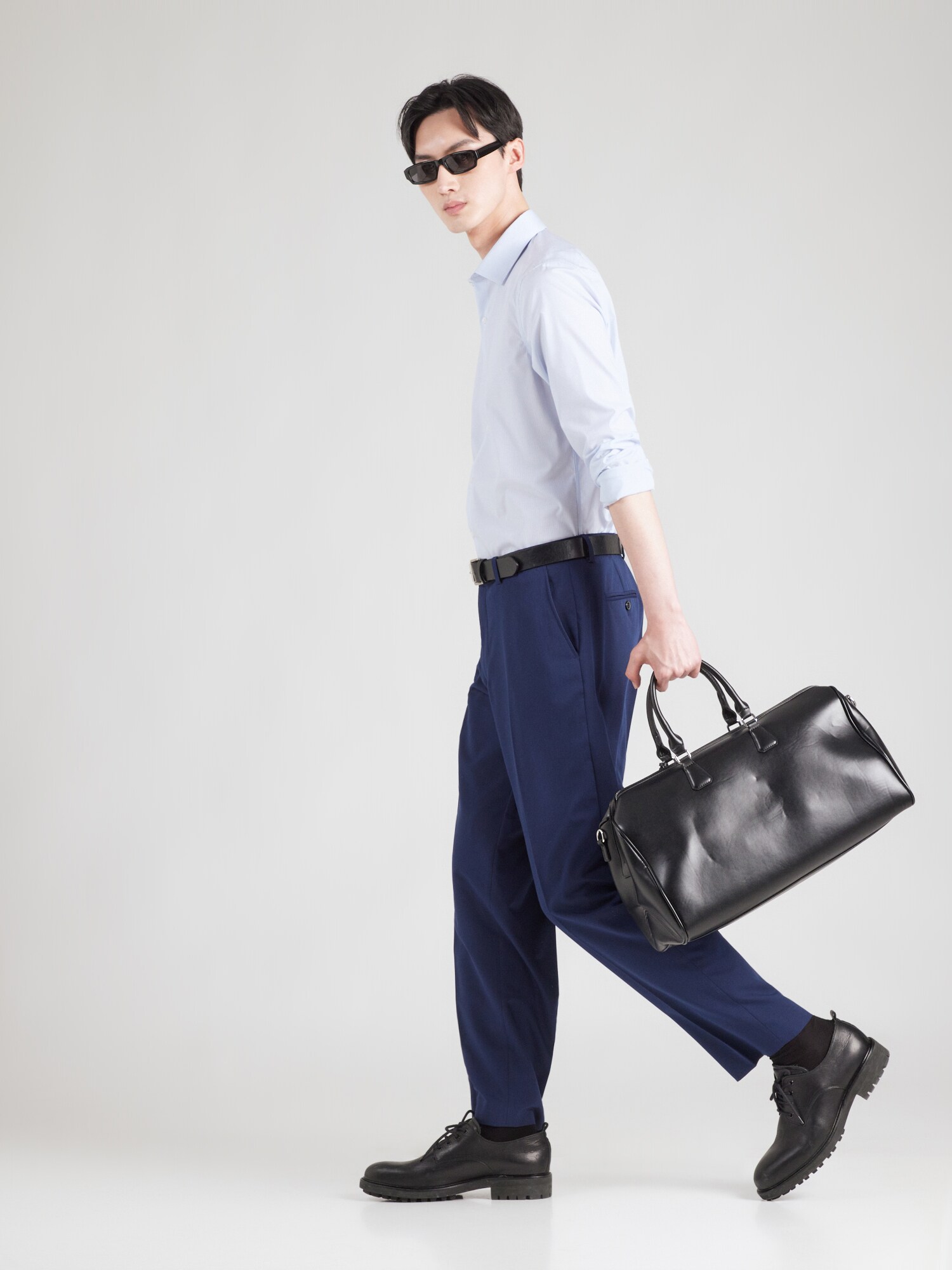 Calvin Klein Camisa  azul real / blanco – imagen 4