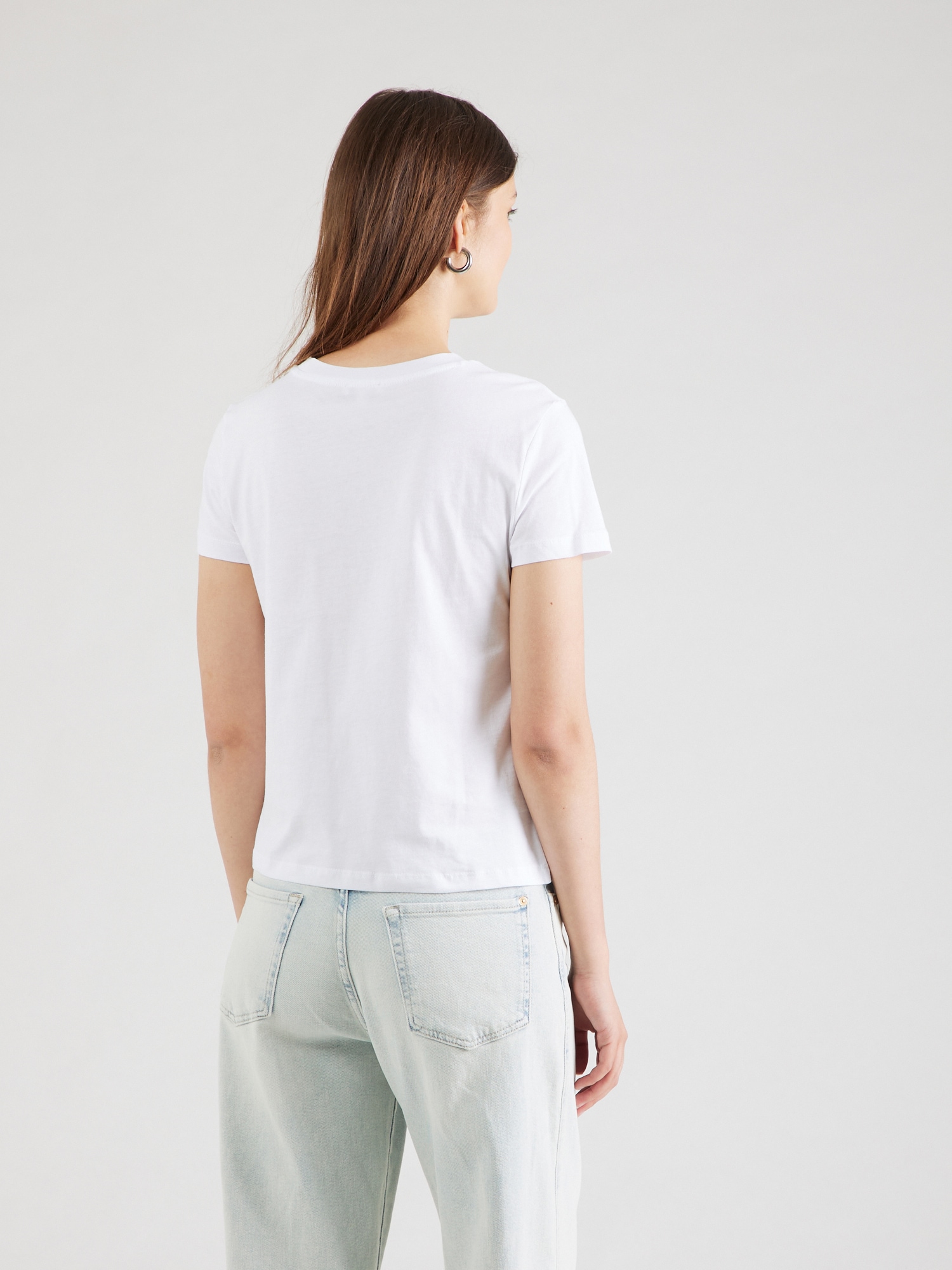 Thumbnail - T-Shirt