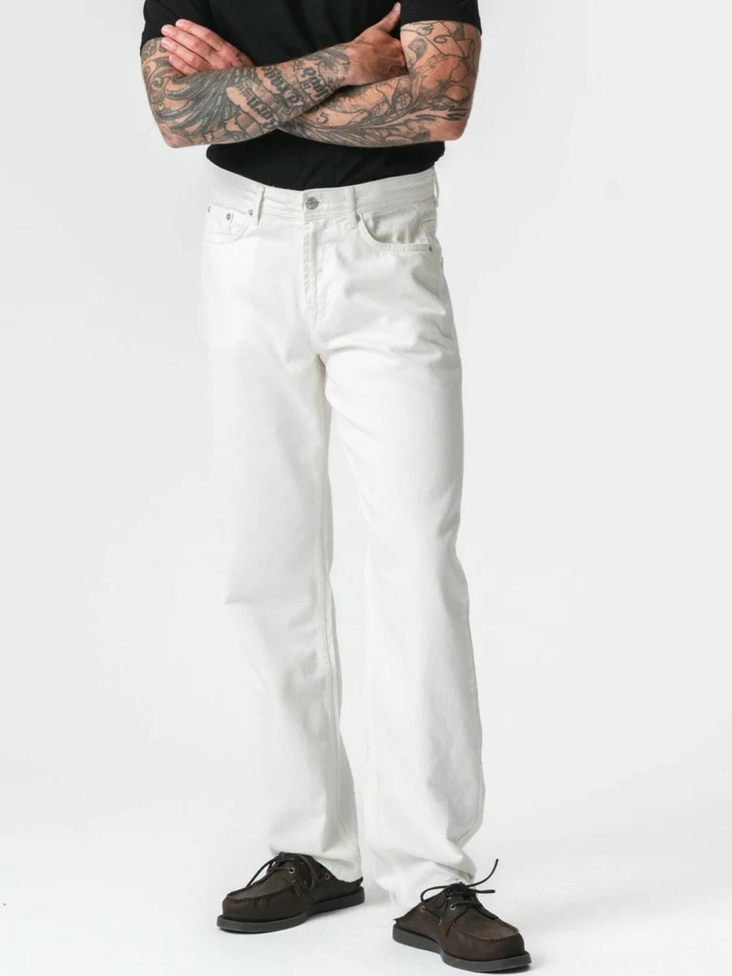 TEESHOPPEN Jeans ' Relaxed Jeans '  alb denim