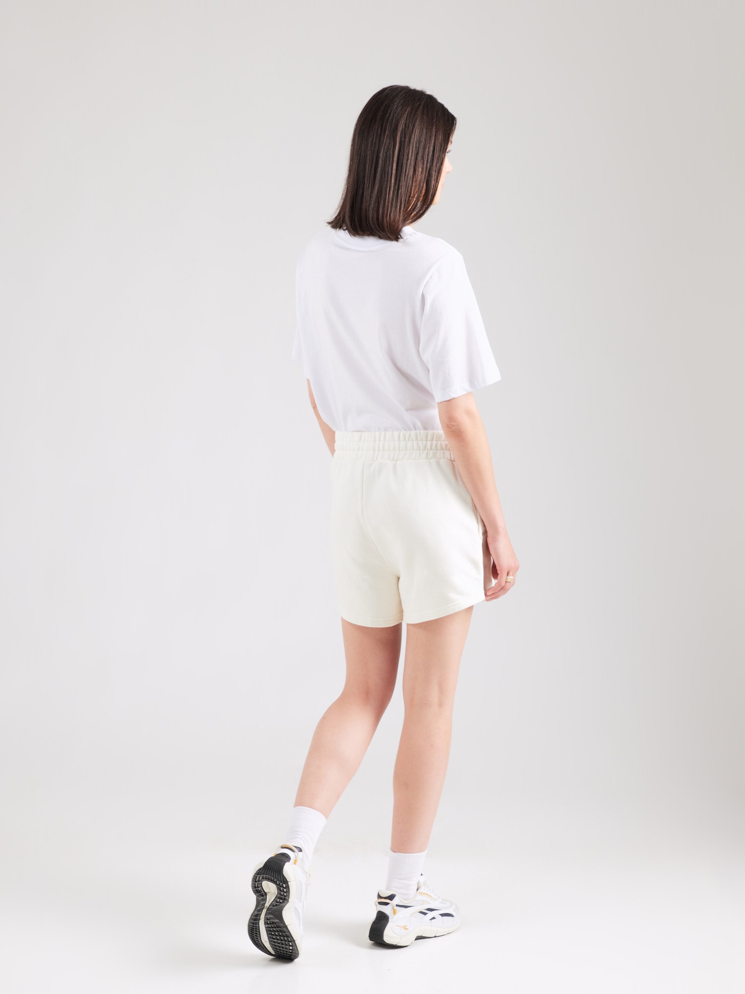 Thumbnail - Pegador Shorts WILUNA