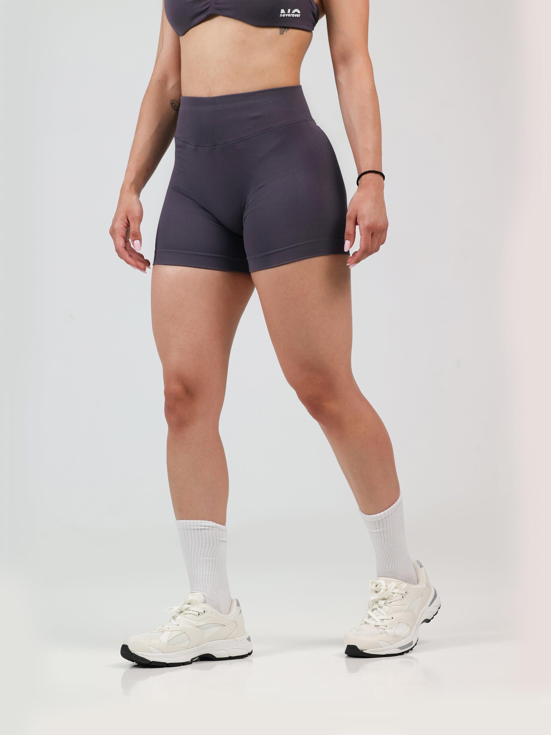 Neverover Sportbyxa 'Hue Shorts' dam