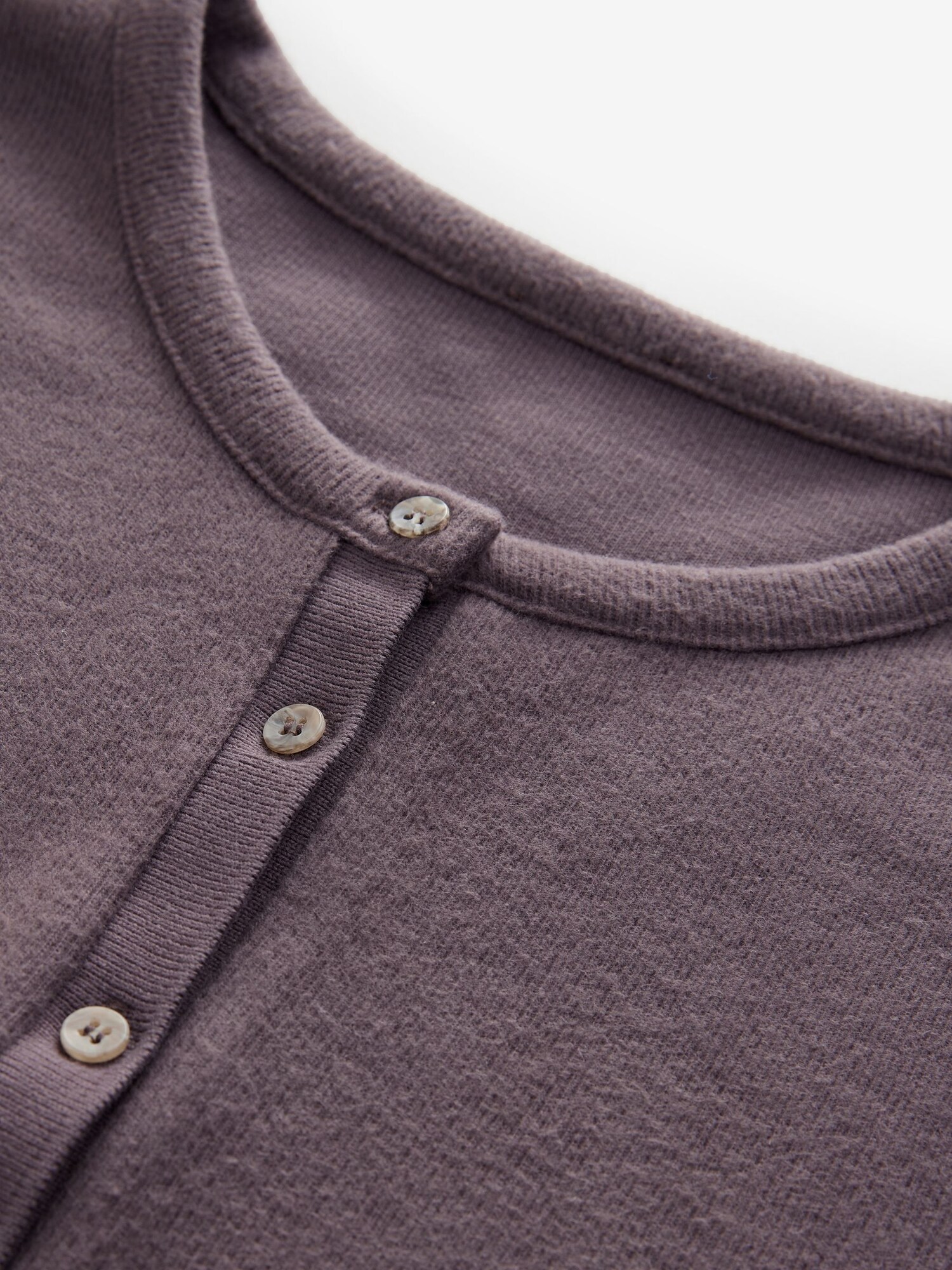Thumbnail - Pullover