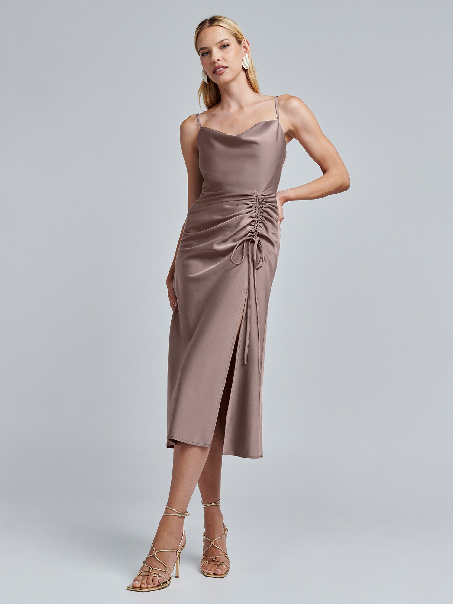 BWLDR Rochie de cocktail Tayah  gri taupe