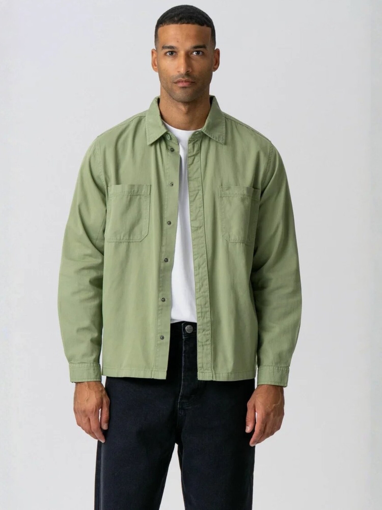 TEESHOPPEN Cămașă ' Shirt '  verde deschis