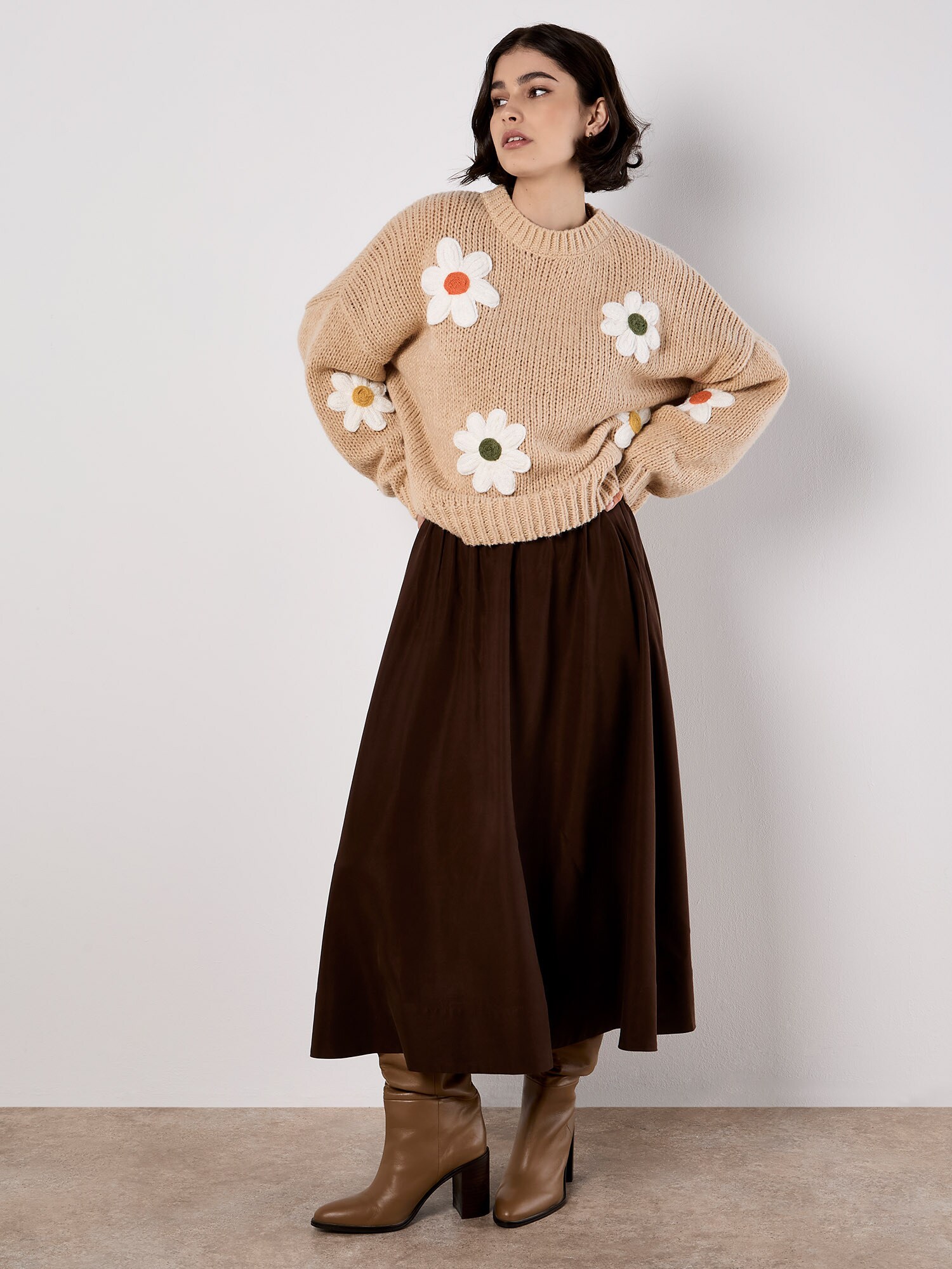 Thumbnail - Apricot Pullover