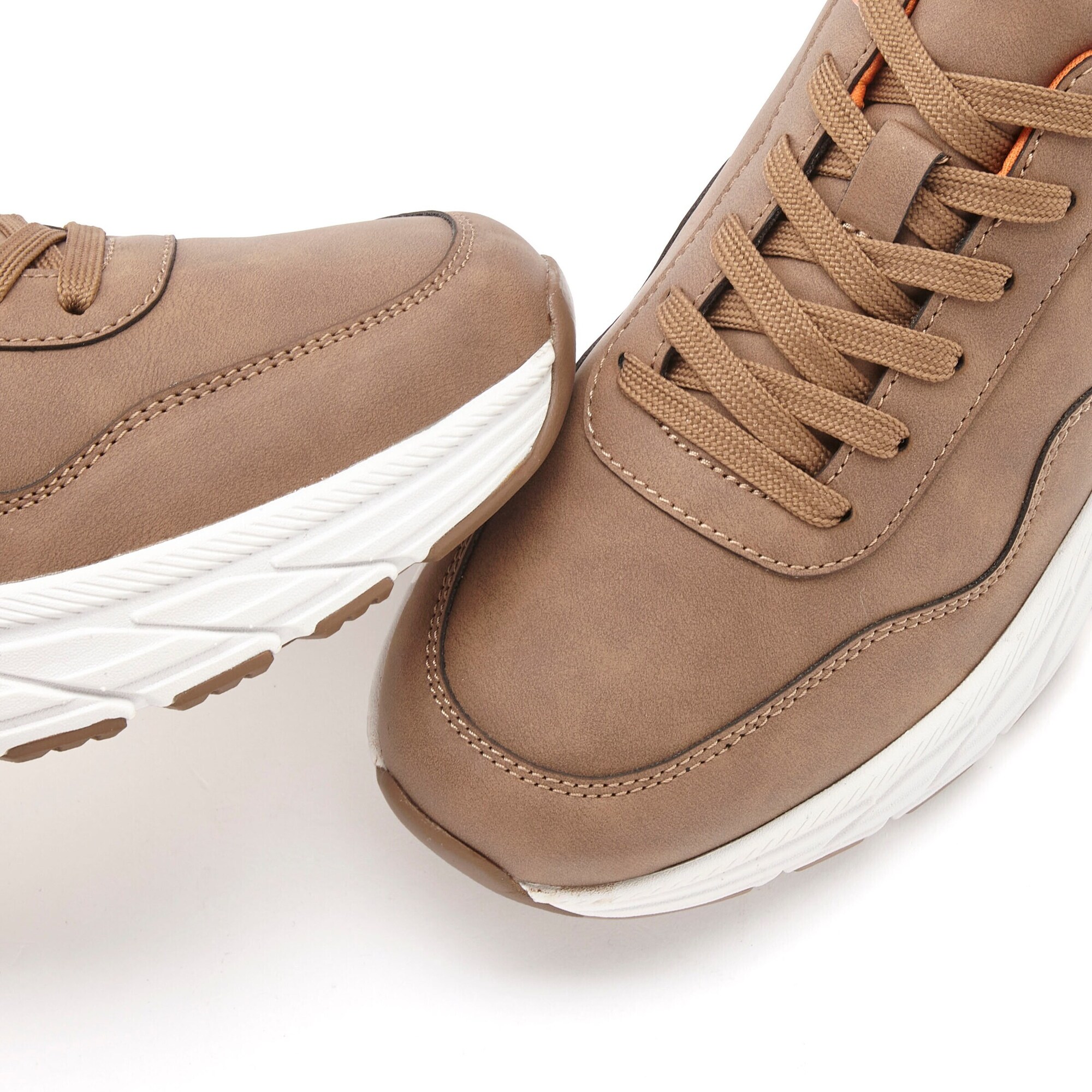 Thumbnail - JOHN DEVIN Sneaker