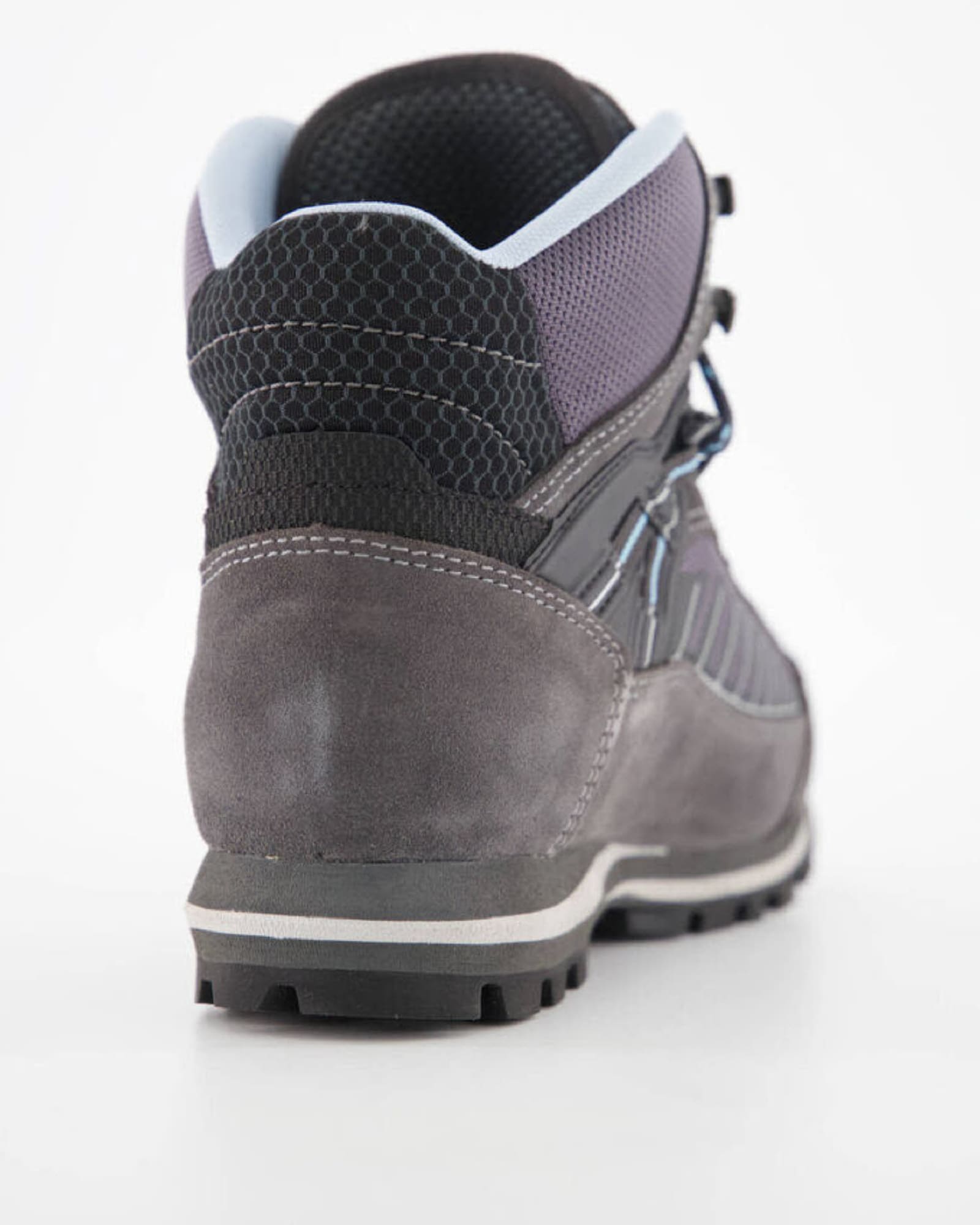 Thumbnail - Boots ' Air Revolution '