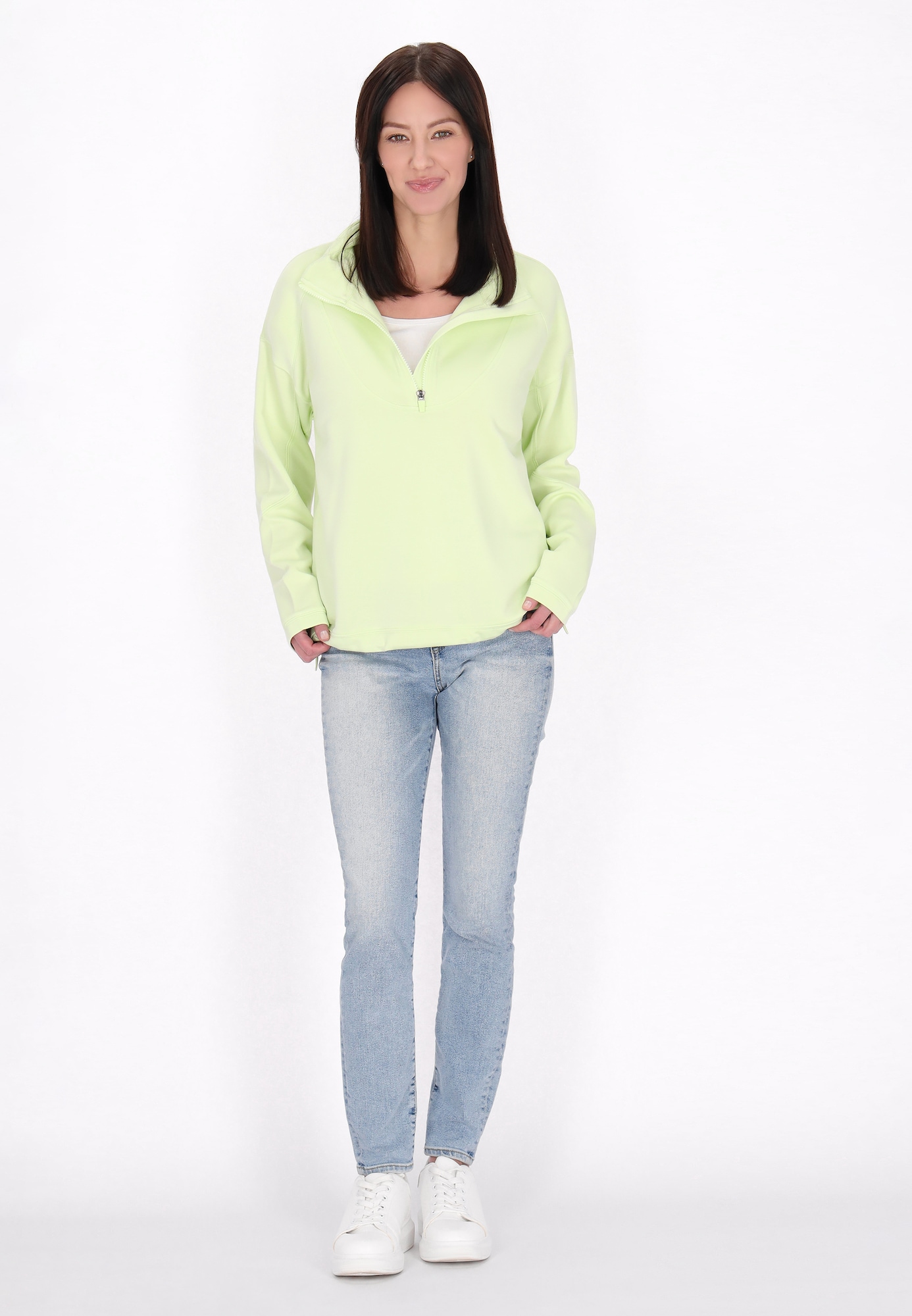 Thumbnail - usha BLUE LABEL Sweatshirt