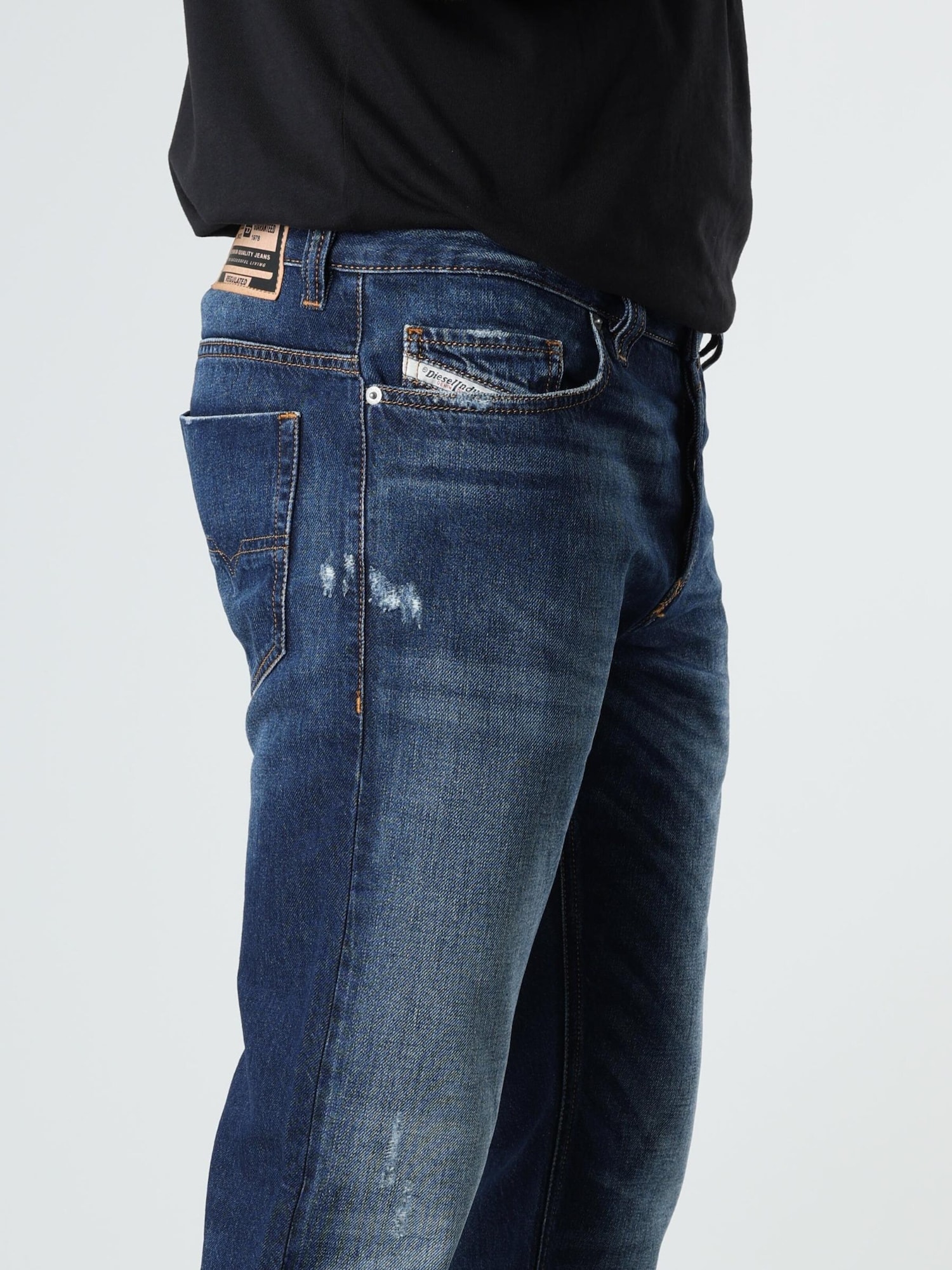 DIESEL Vaquero 'Light & Supersoft SAFADO-X'  azul oscuro – imagen 4