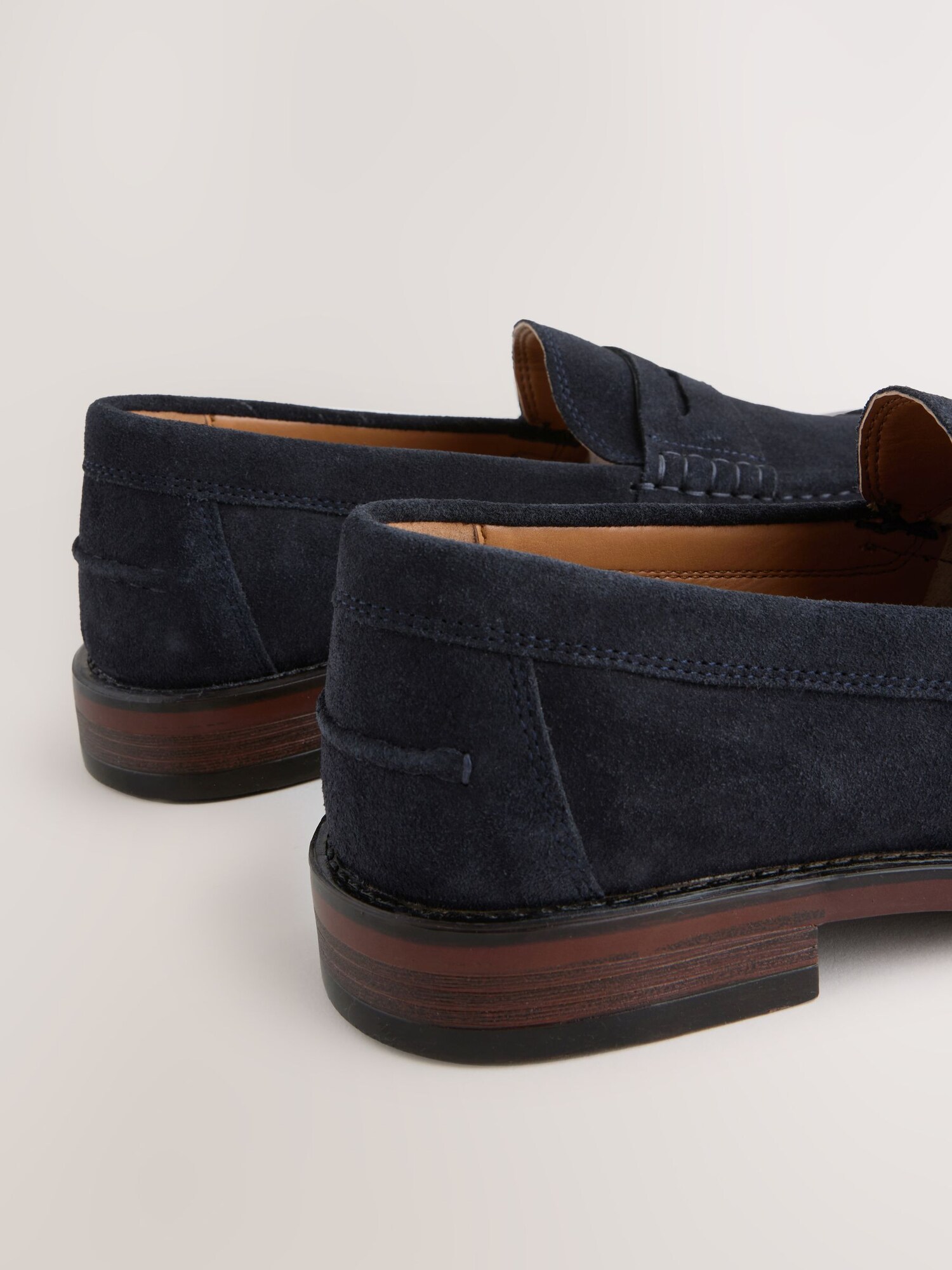 Thumbnail - Next Slipper