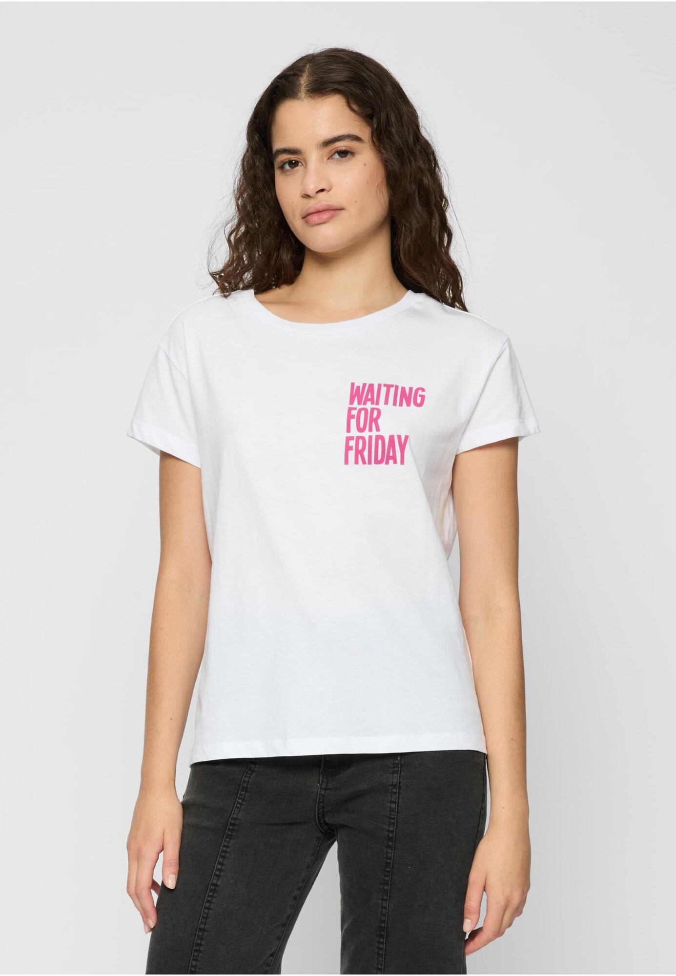 Thumbnail - T-Shirt 'Waiting For Friday'