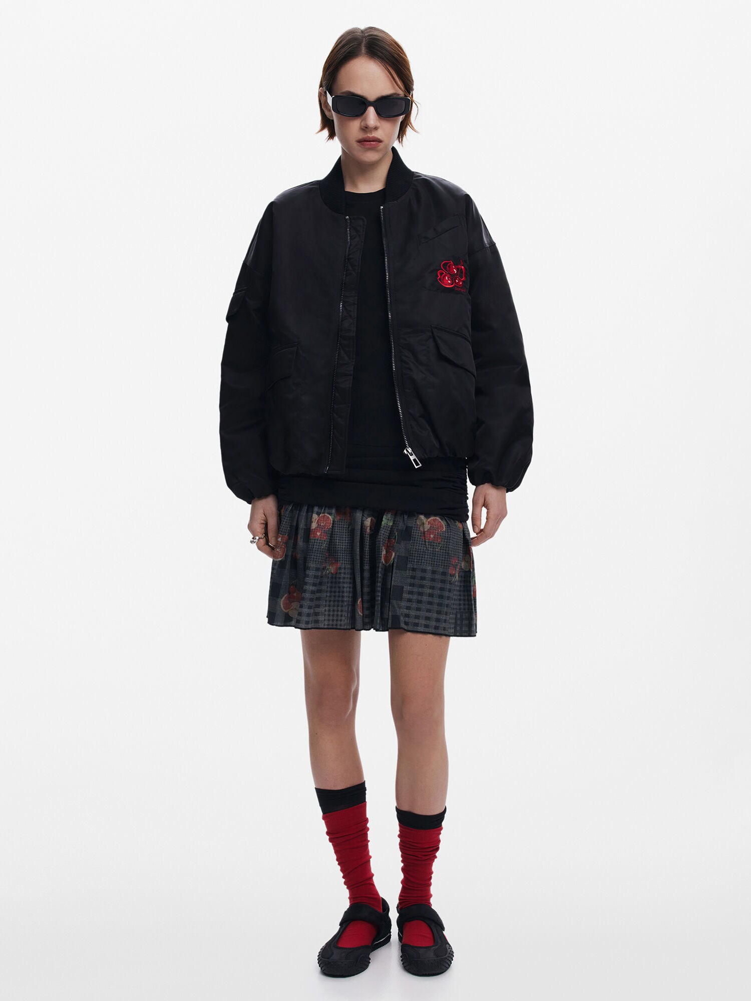 Desigual Átmeneti dzseki 'Cherry'  piros / fekete termék 2. képe