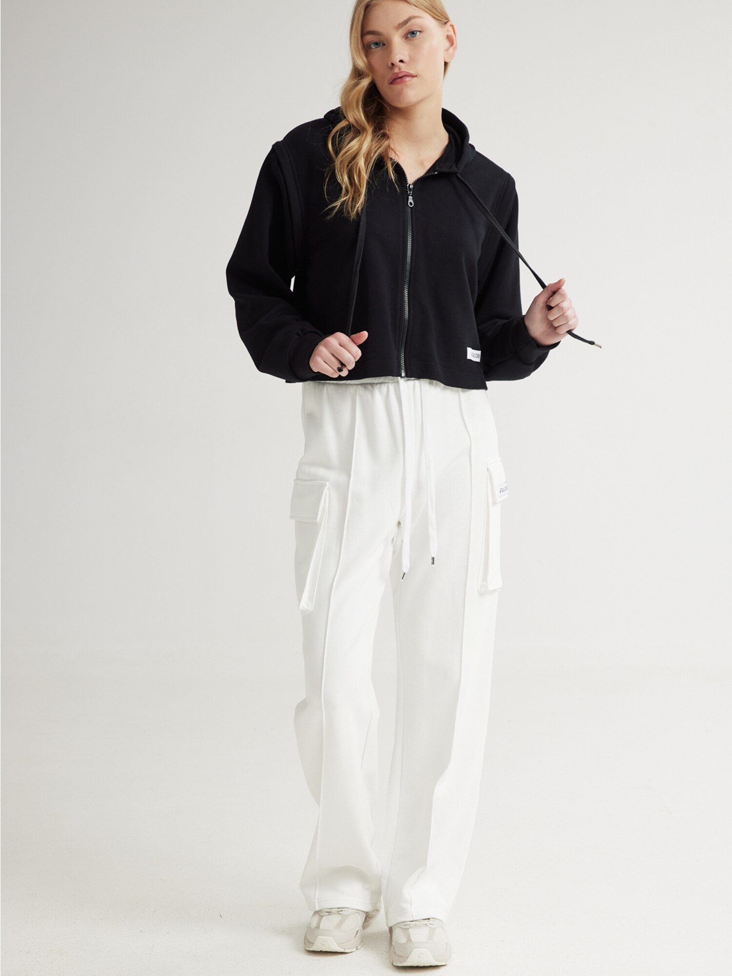 4TAILORS Pantaloni cu buzunare Flow  ecru