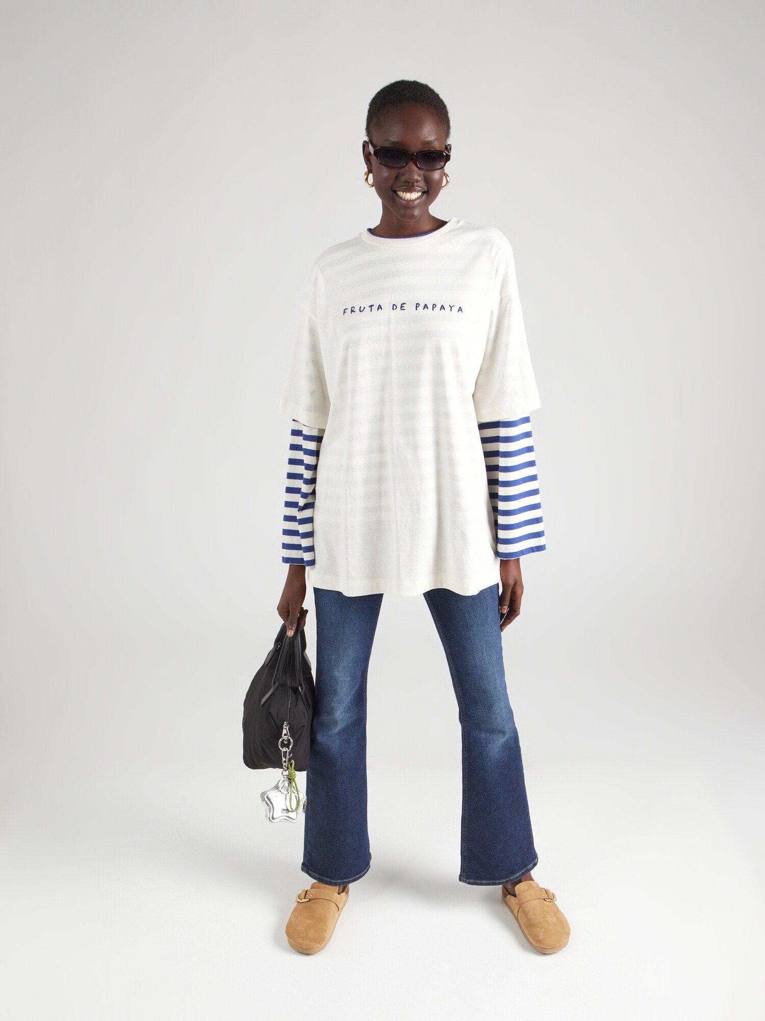 VERO MODA Oversize póló 'VMTAZ'  krém / sötétkék / sötétzöld / narancsvörös termék 2. képe