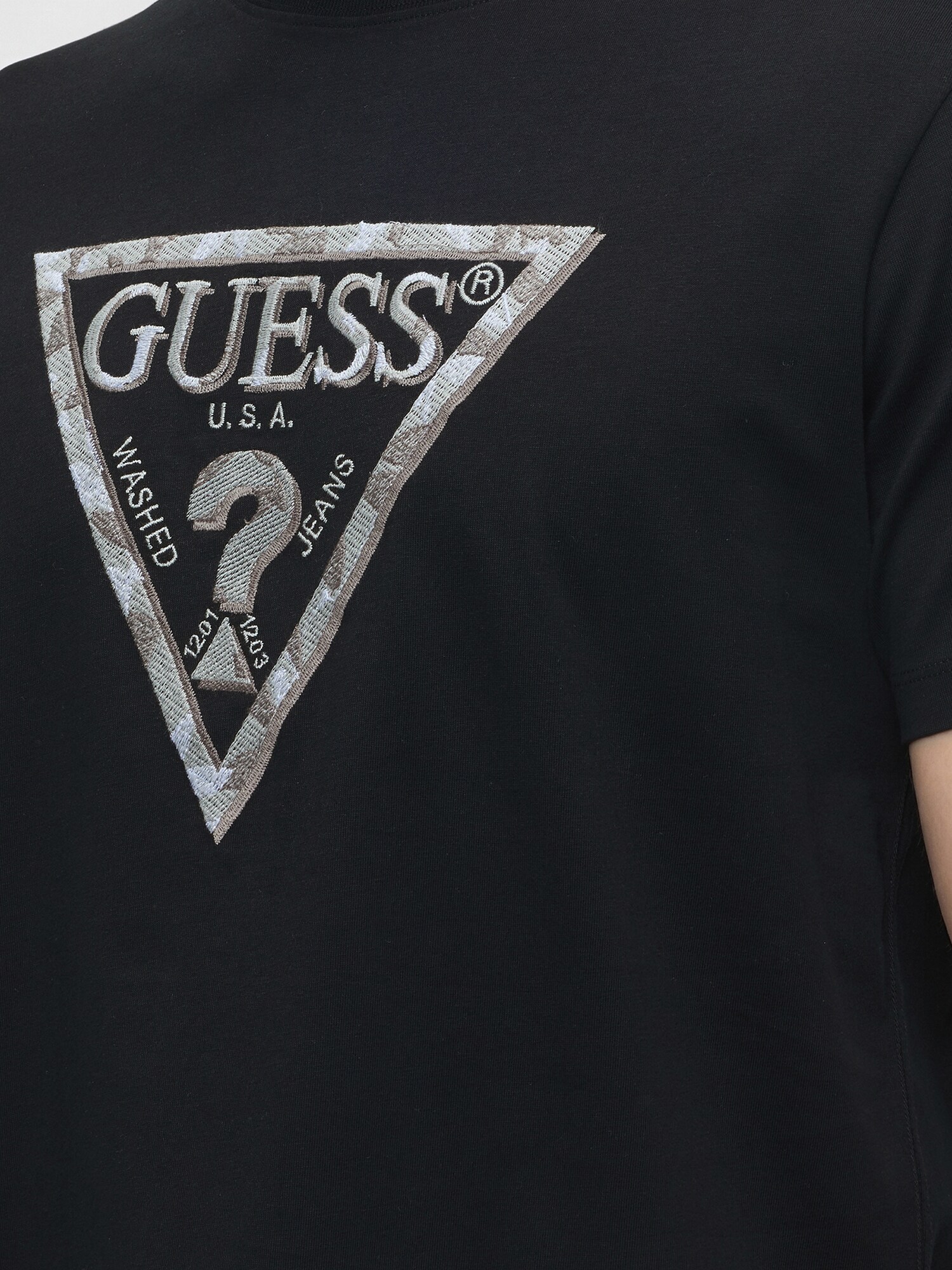 GUESS Camiseta taupe / negro / blanco – imagen 3