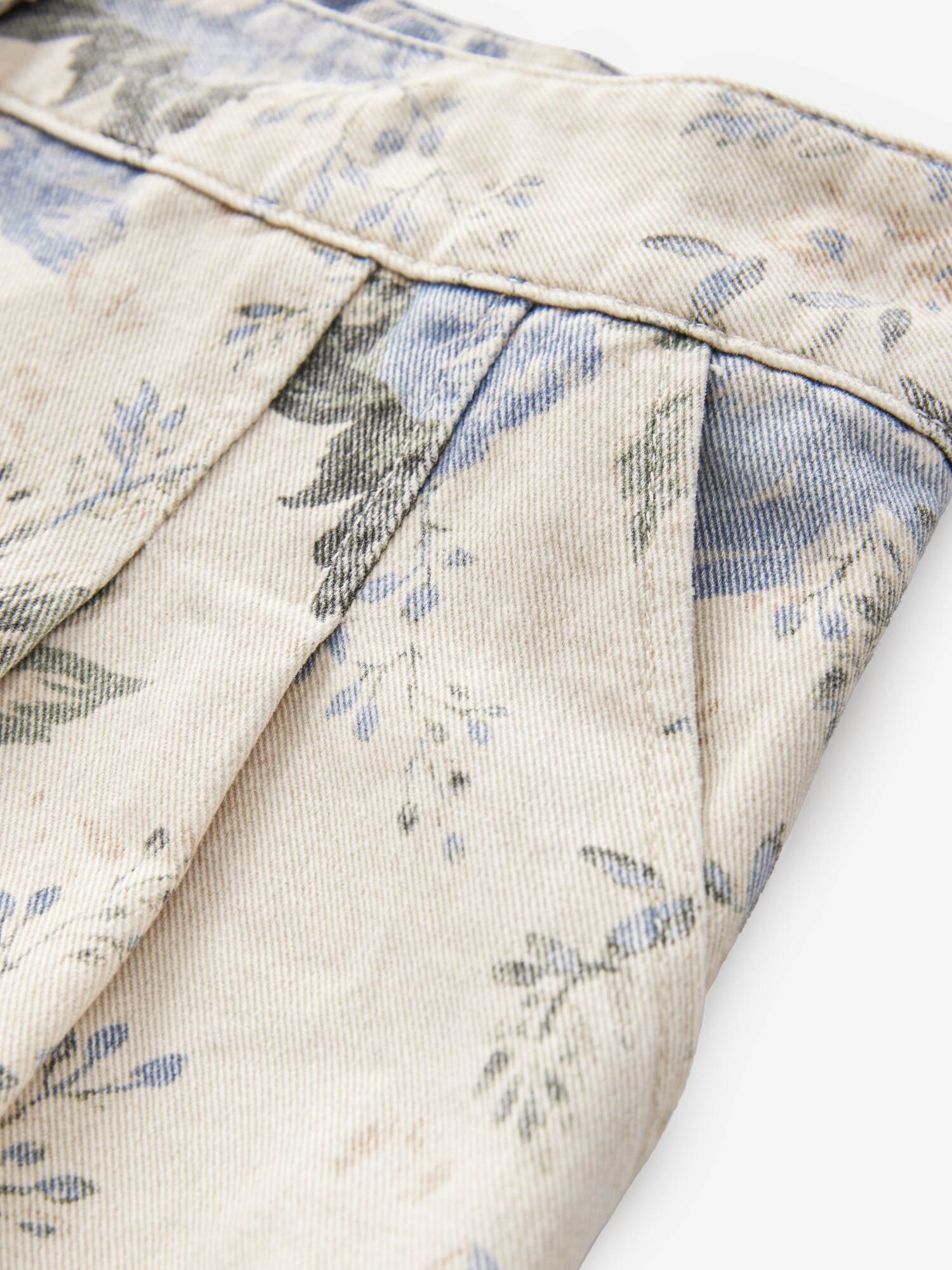 Thumbnail - Next Shorts