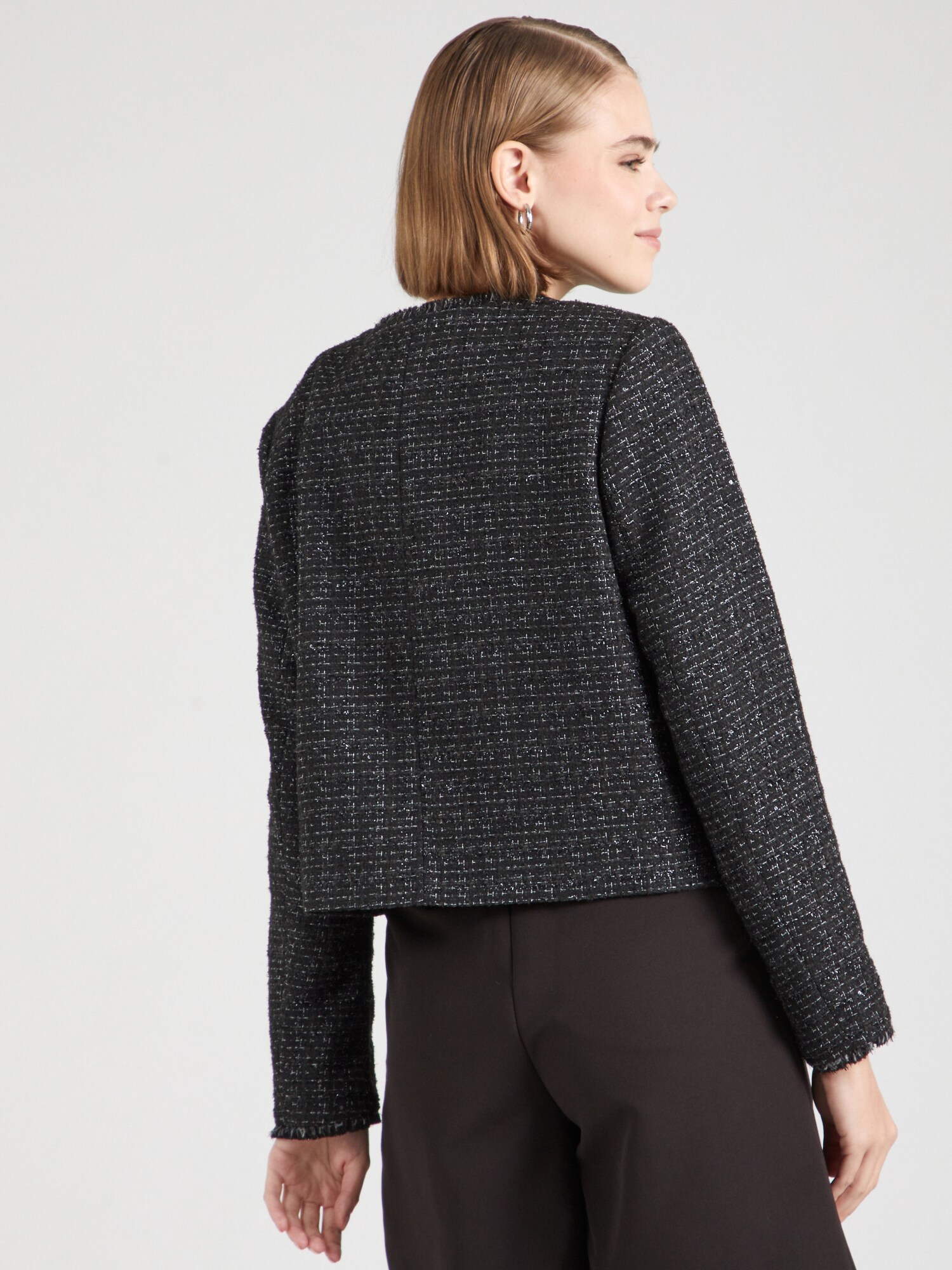 Thumbnail - Blazer