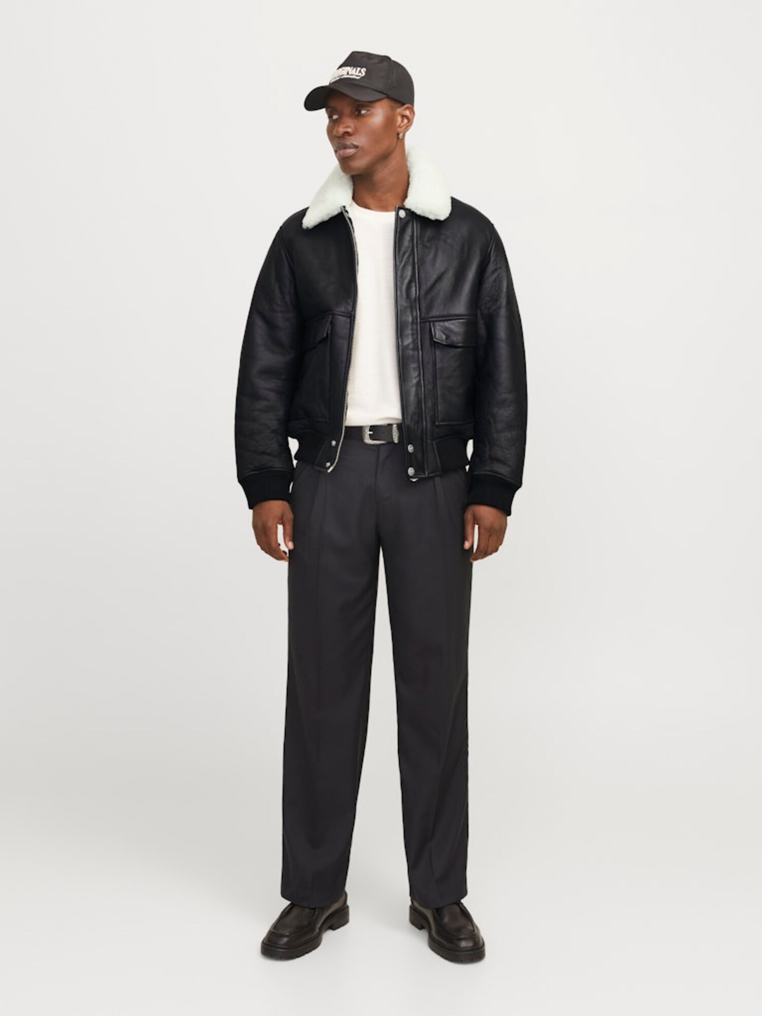 JACK & JONES Prechodná bunda 'JORMargate' čierna / biela (obrázok 4)