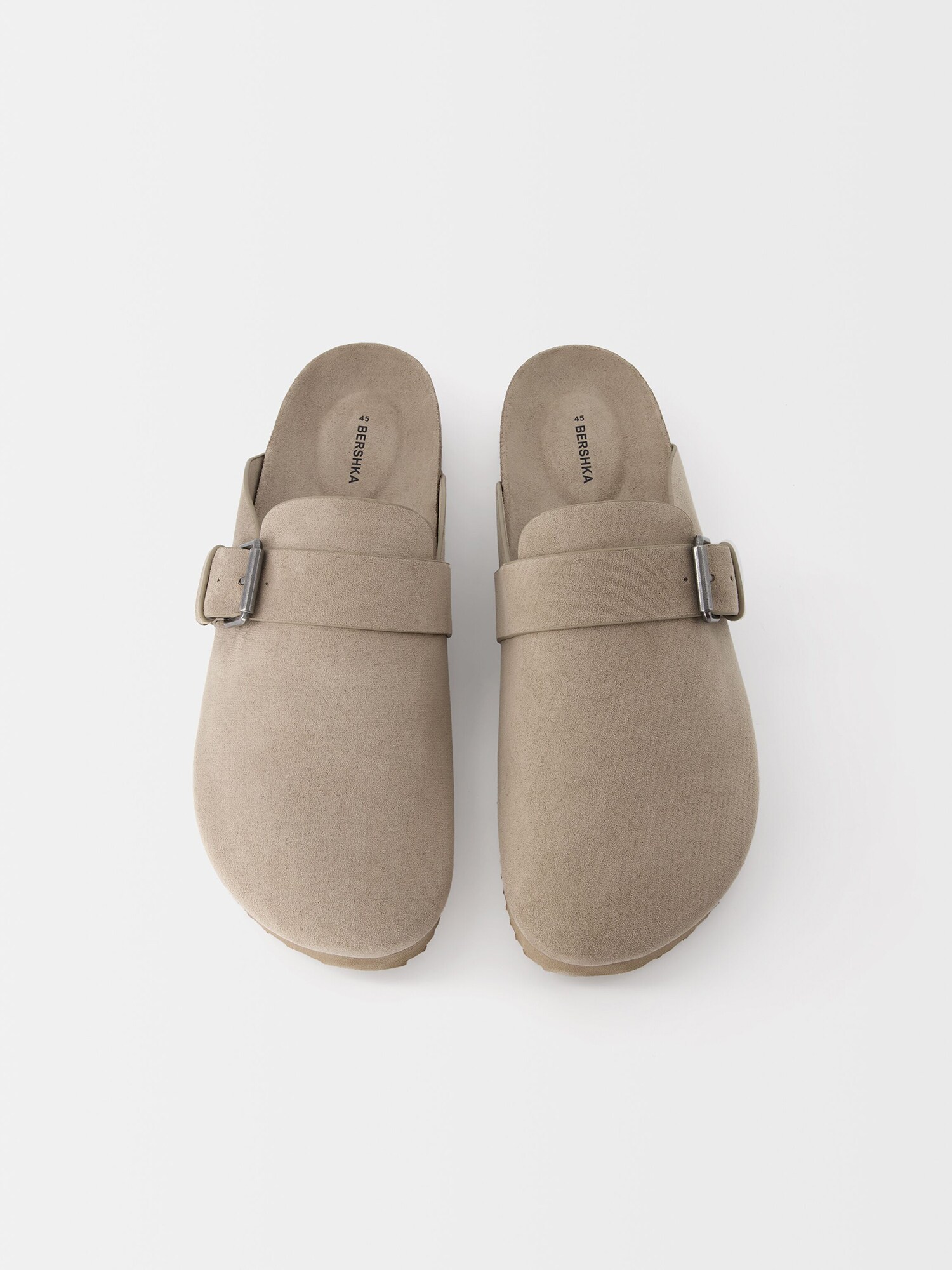Thumbnail - Clogs