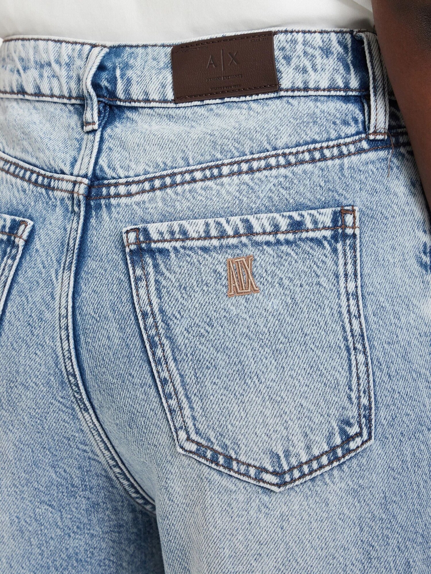 ARMANI EXCHANGE Vaquero 'XW000100' azul denim – imagen 2