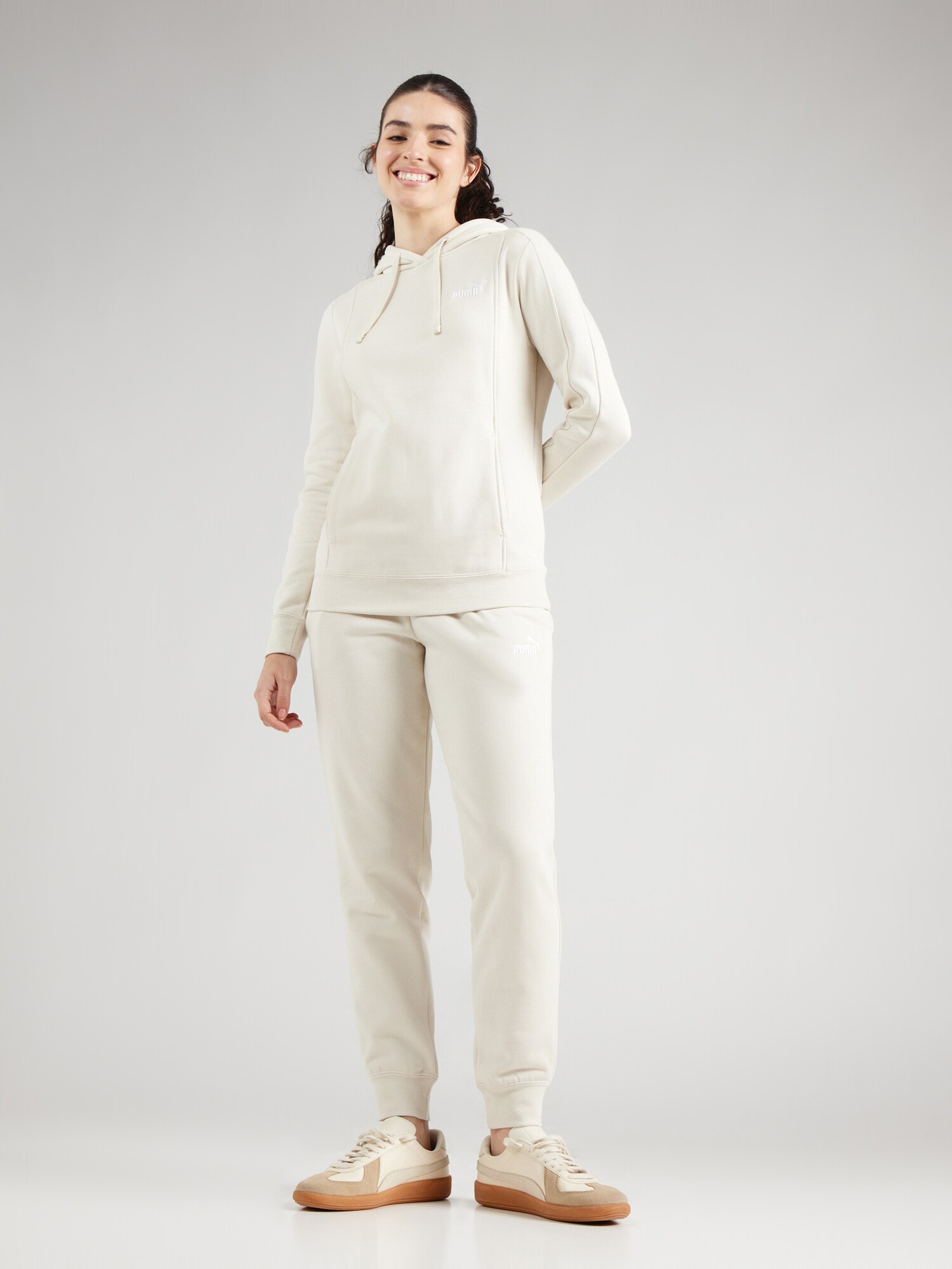 PUMA Tréningruha  fehér termék 2. képe