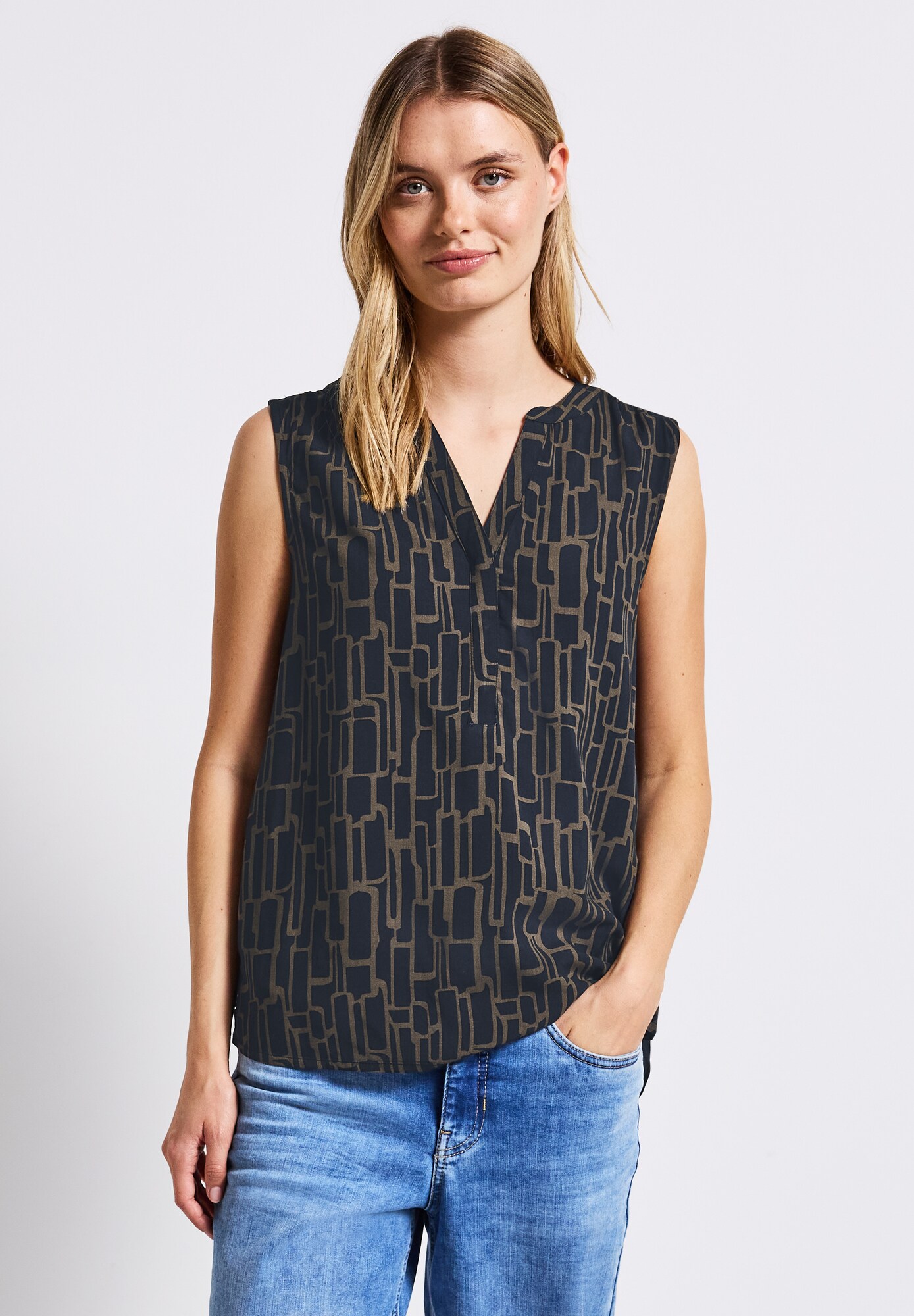 Thumbnail - STREET ONE Top
