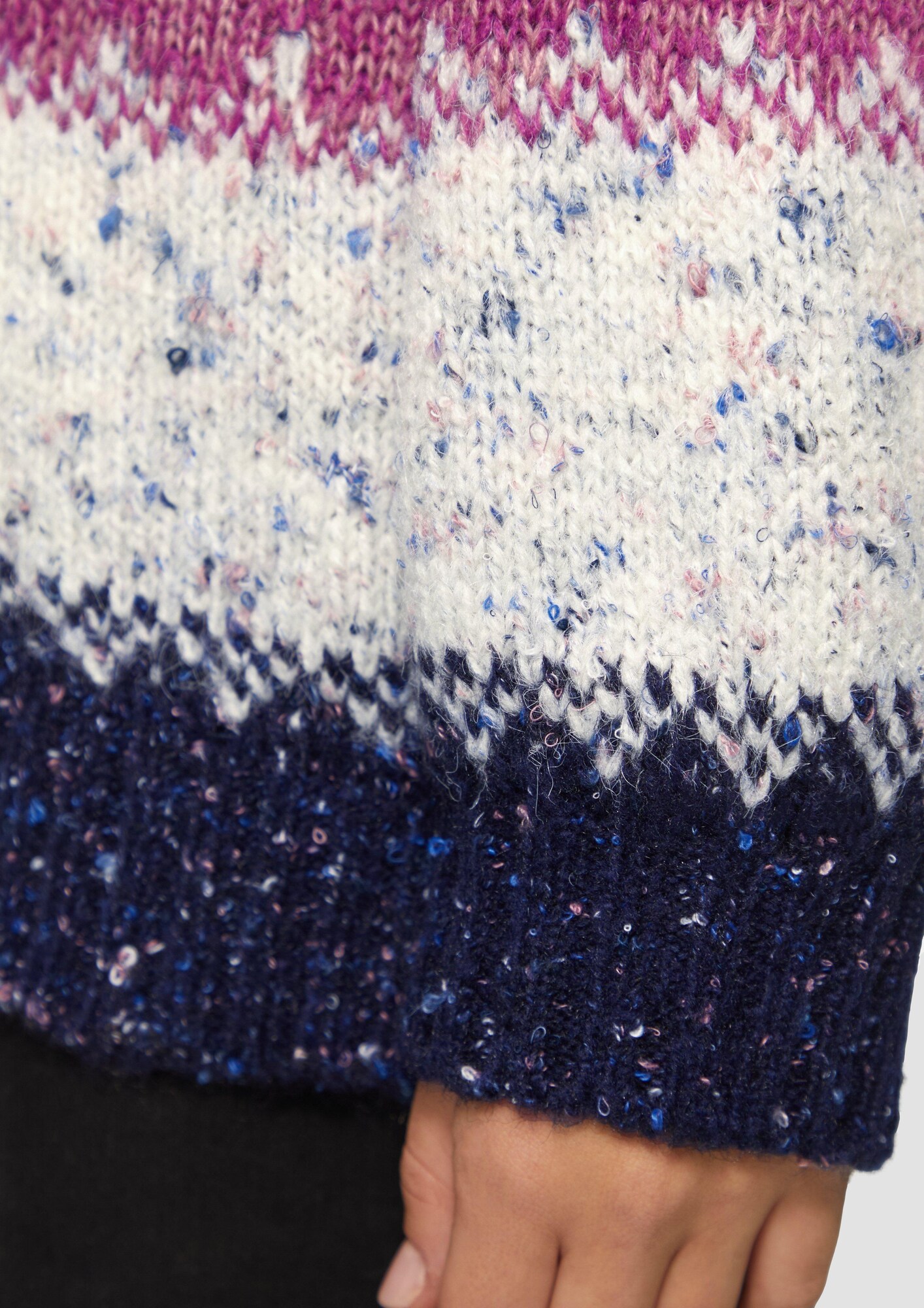 Thumbnail - QS Pullover